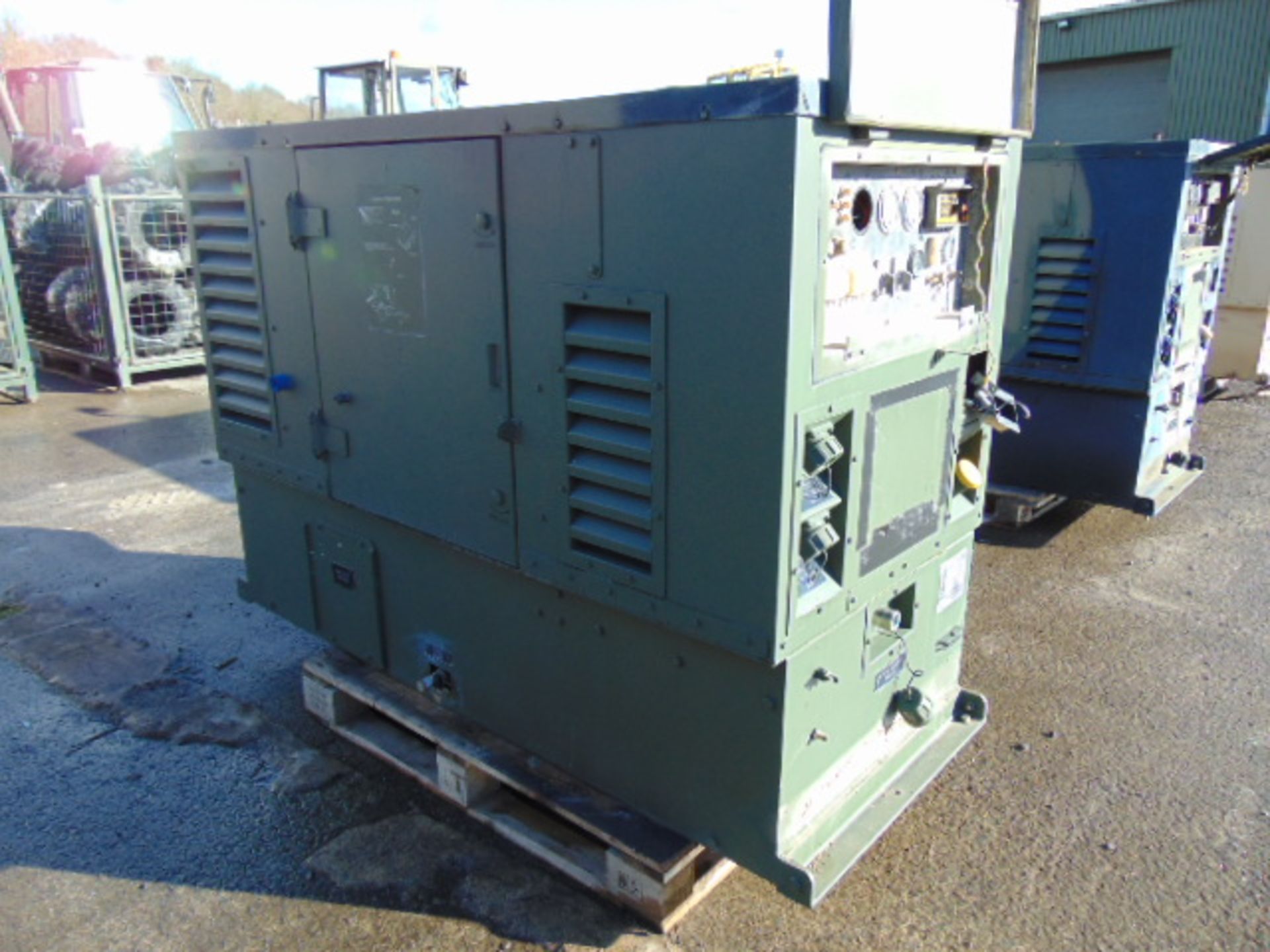 Harrington 28.7 KVA 3 phase Diesel Generator - Image 7 of 9