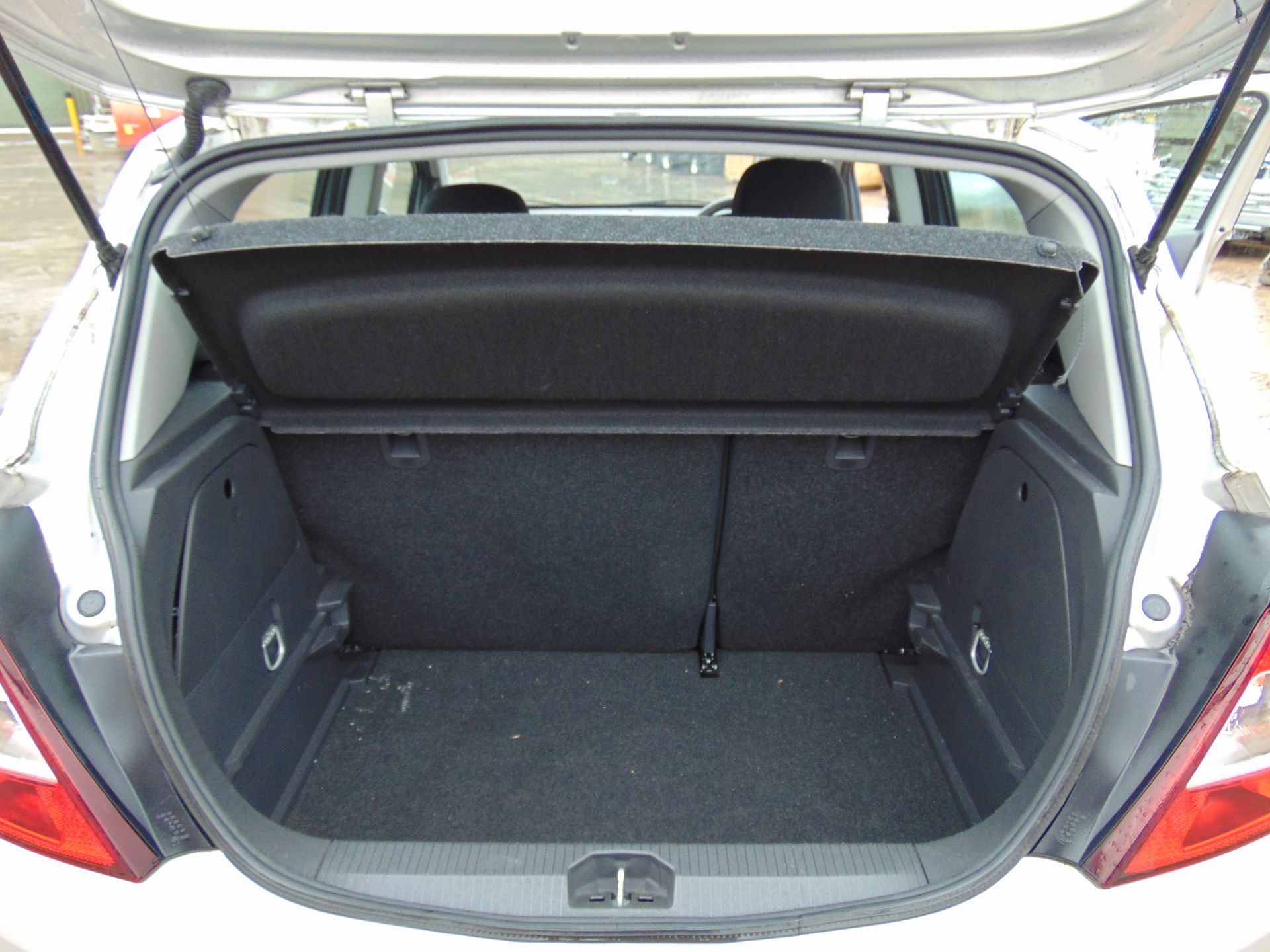 2011 Vauxhall Corsa 1.3 CDTi Eco Flex - Image 16 of 17