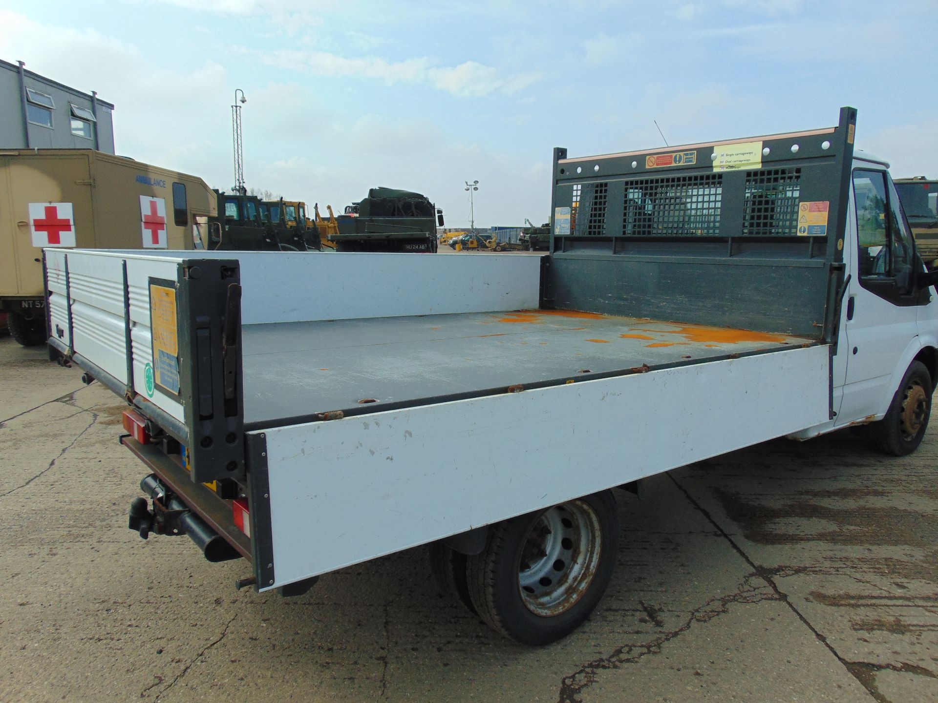Ford Transit 115 T350 Flat Bed Tipper - Image 7 of 19