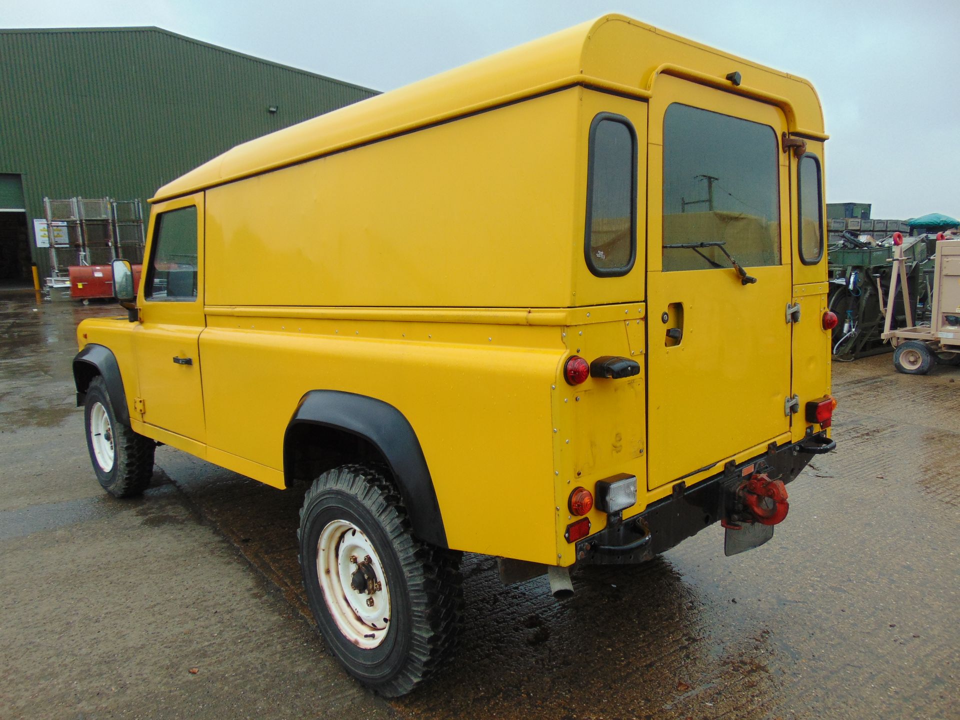 Land Rover Defender 110 Hard Top 300TDi - Image 6 of 19