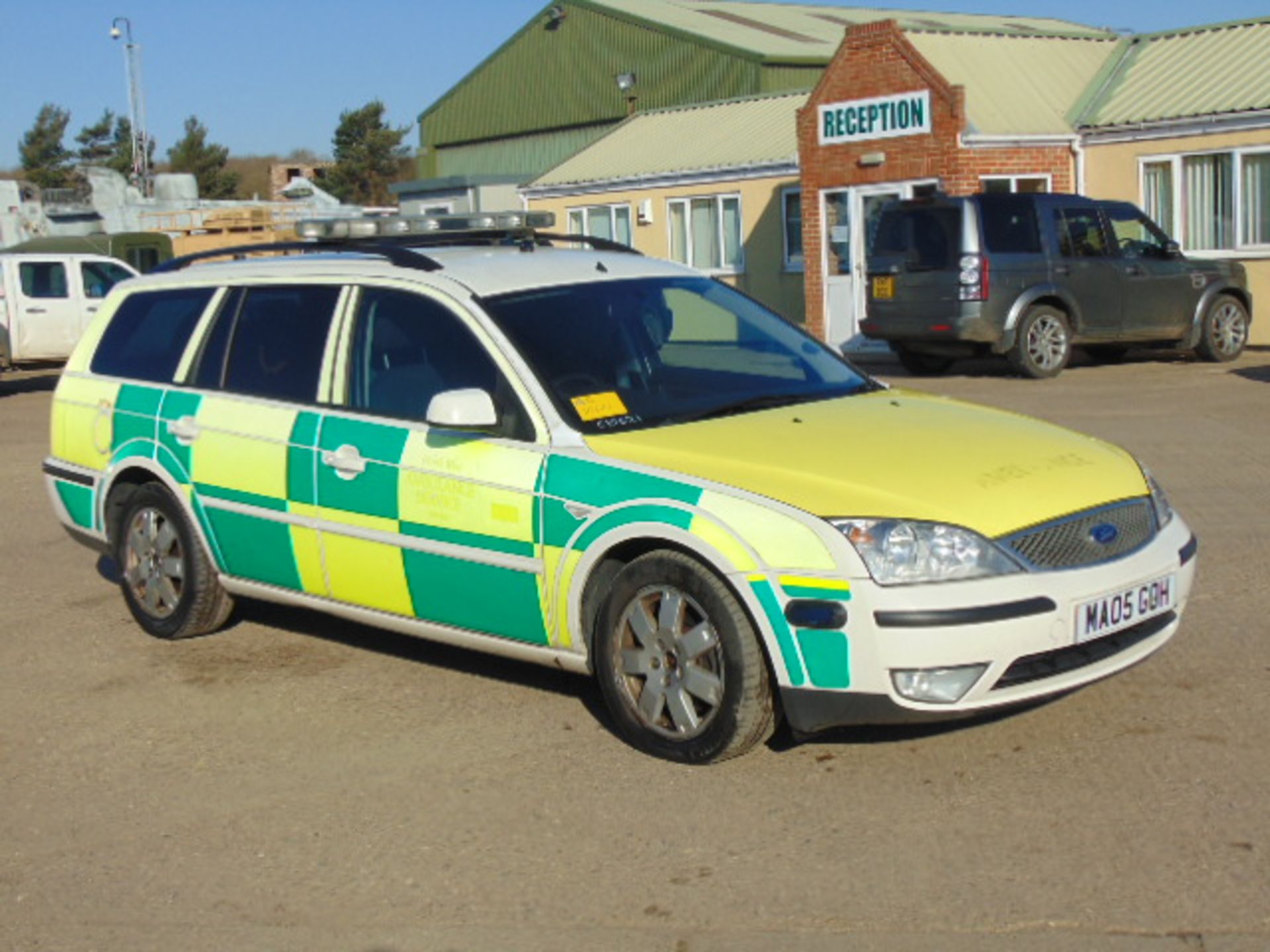 Ford Mondeo 2.0 Turbo diesel ambulance