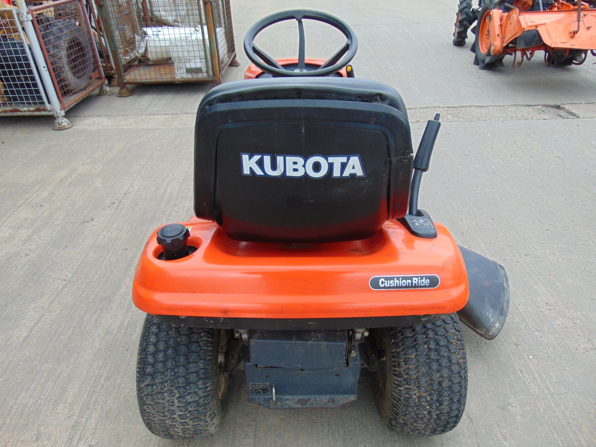 KUBOTA T 1560 RIDE ON MOWER - Image 5 of 11