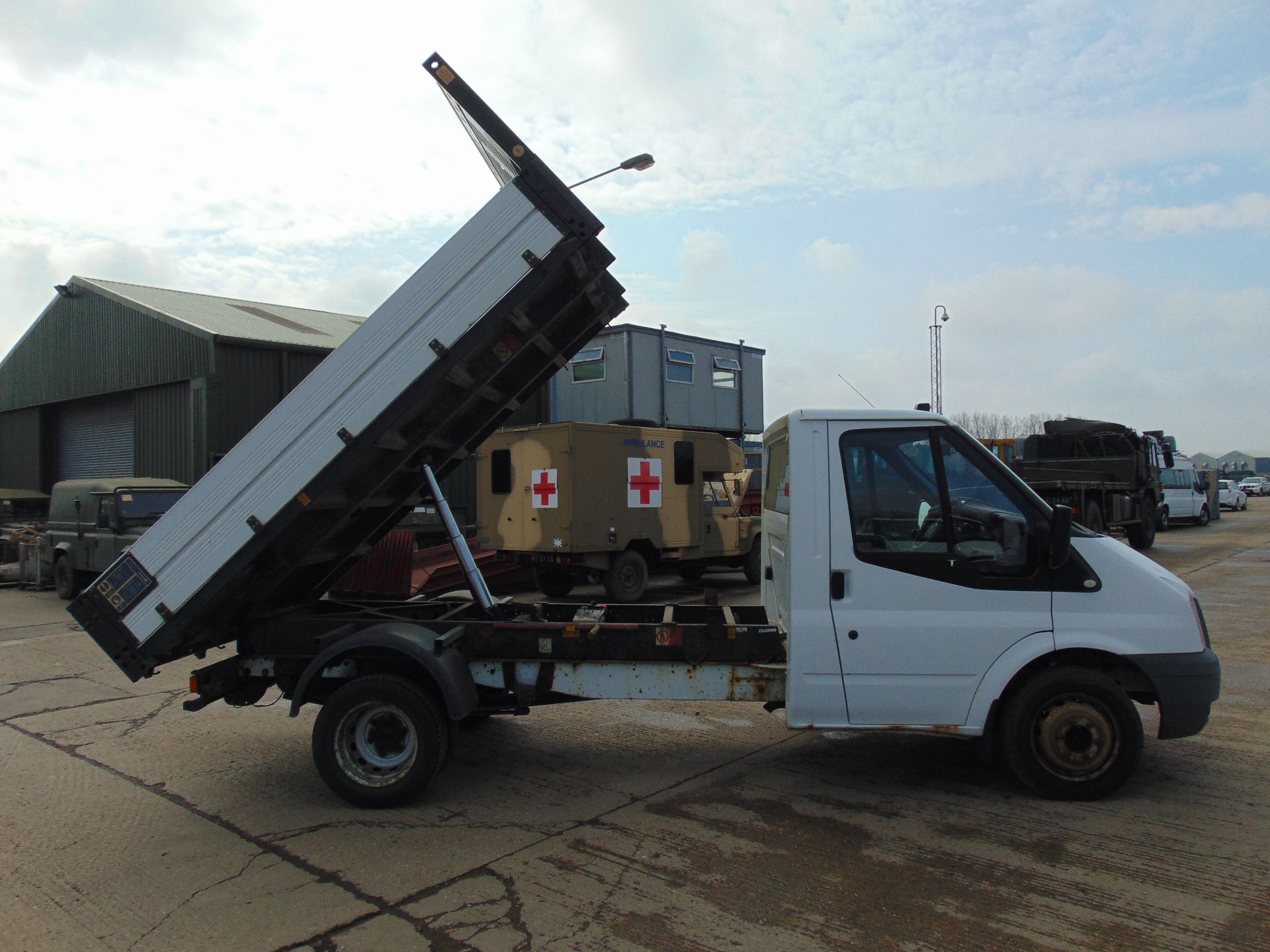 Ford Transit 115 T350 Flat Bed Tipper - Image 10 of 19