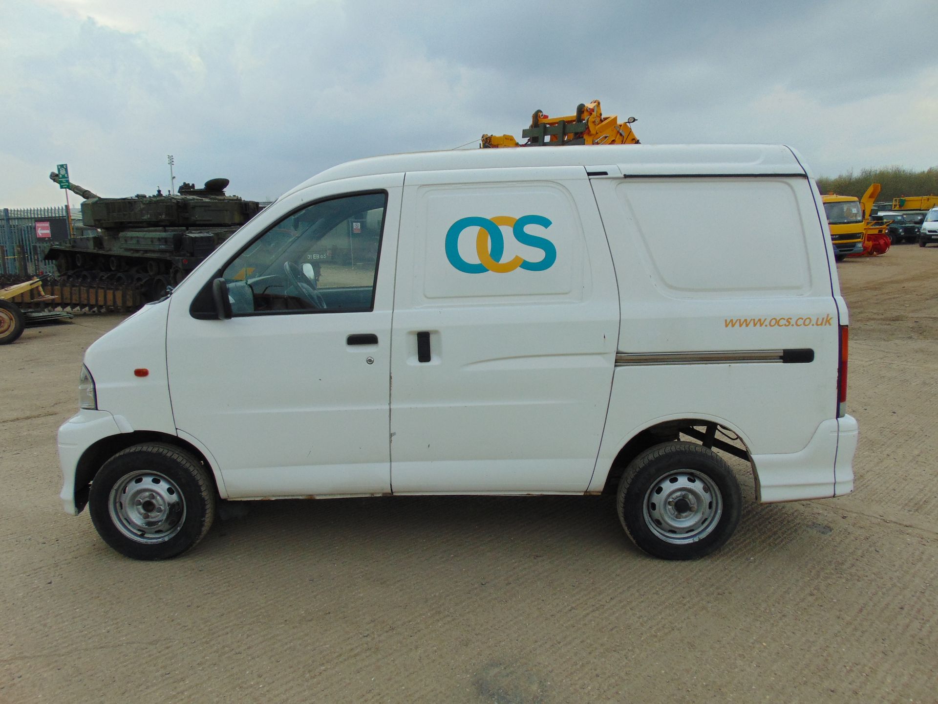 Daihatsu Extol 1.3l Panel Van - Image 4 of 15