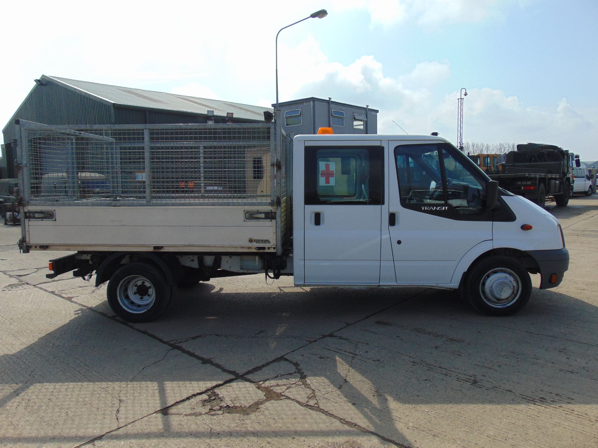 2008 Ford Transit 115 T350 Crew Cab Flat Bed Tipper - Image 6 of 16
