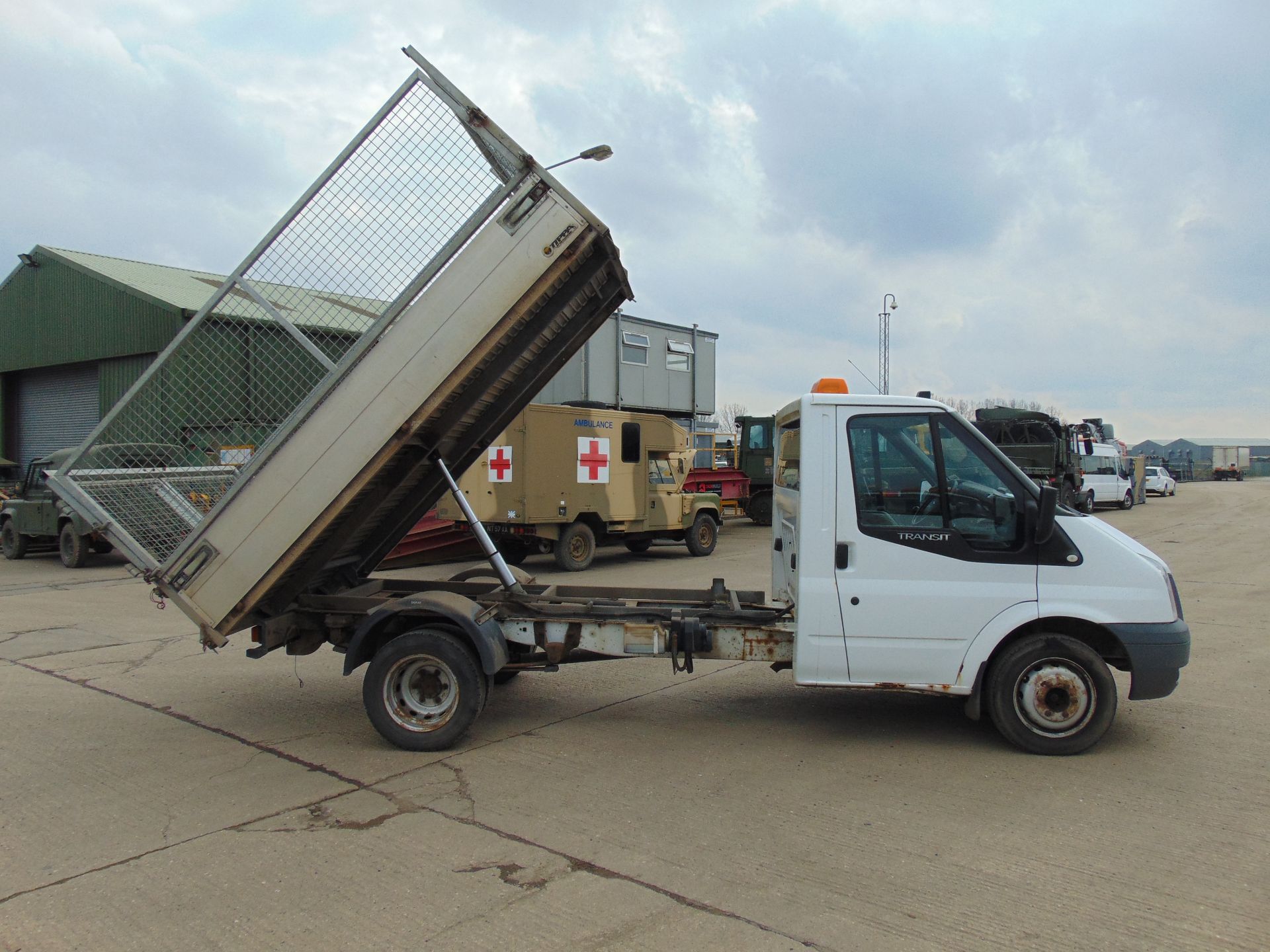 Ford Transit 115 T350 Flat Bed Tipper - Image 13 of 17