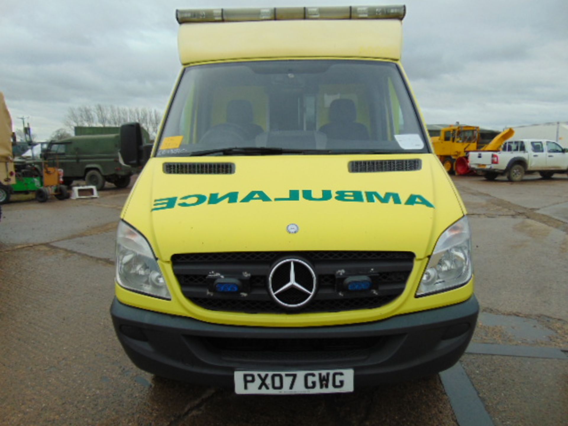 Mercedes Sprinter 515 CDI Turbo diesel ambulance - Image 2 of 16