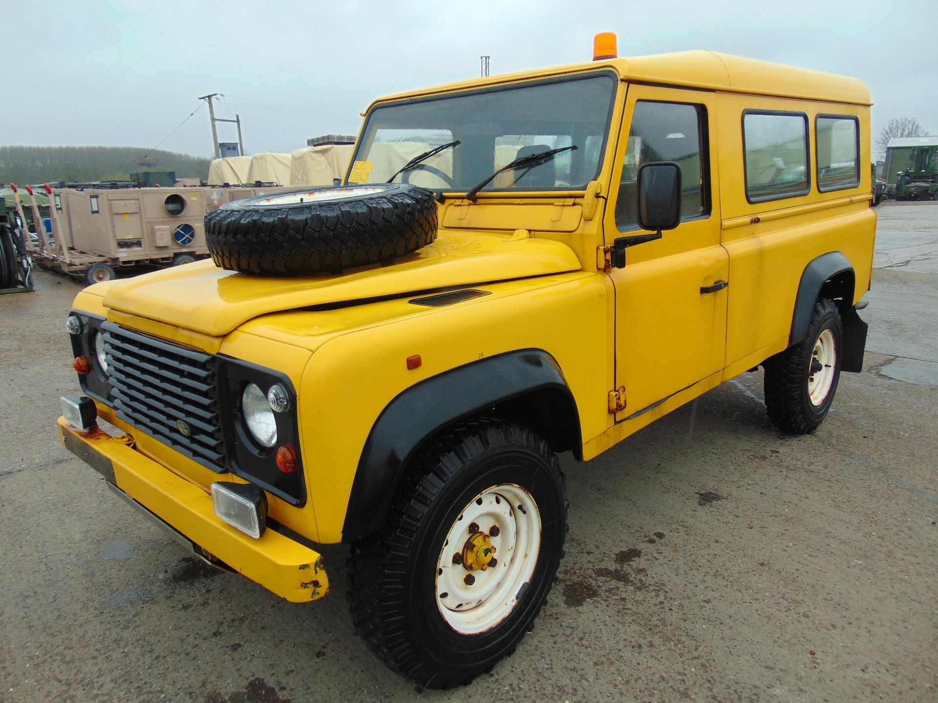 Land Rover Defender 110 Hard Top 300TDi - Image 3 of 19