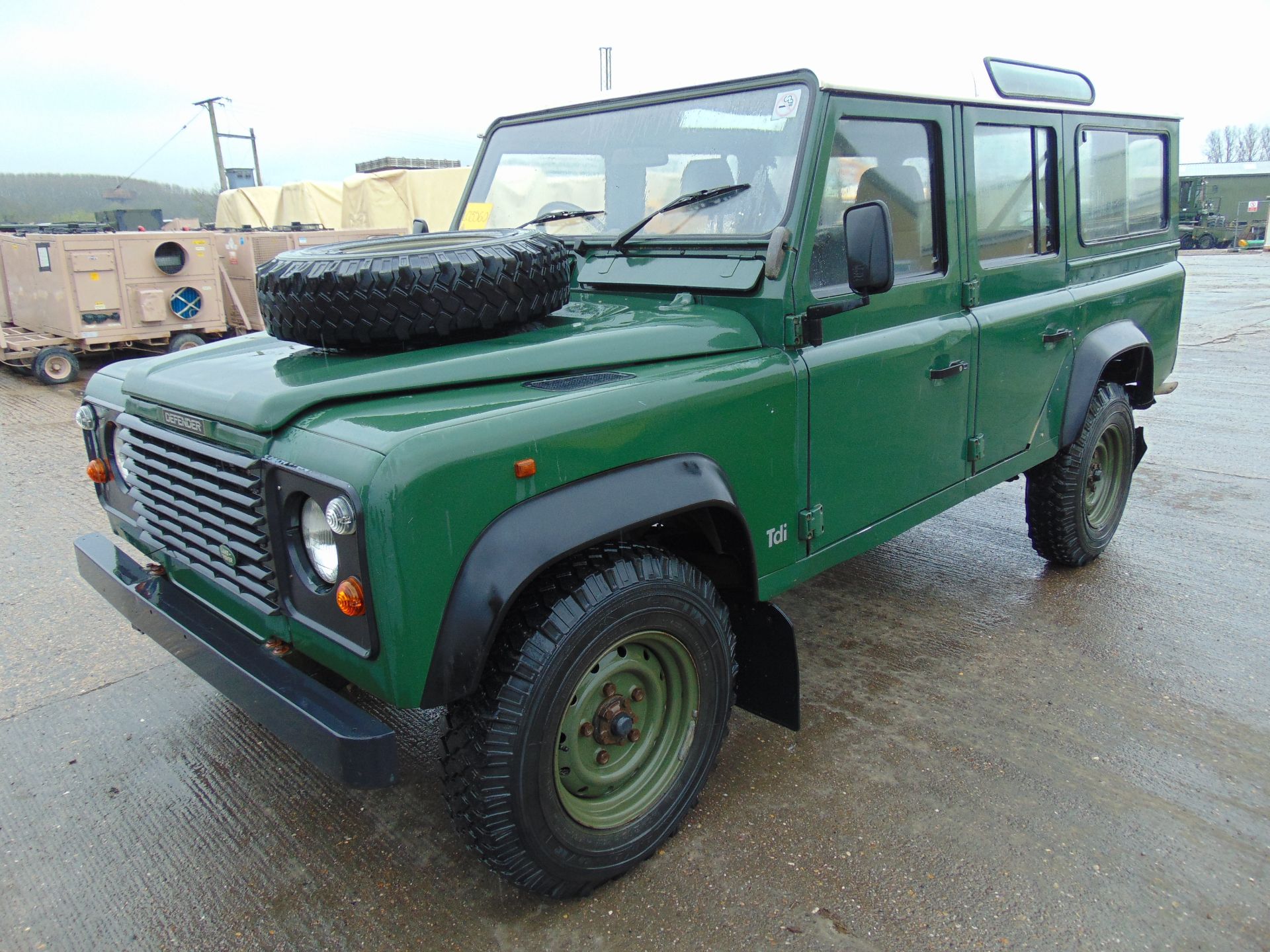 Land Rover Defender 110 300TDi Station Wagon - Image 3 of 20