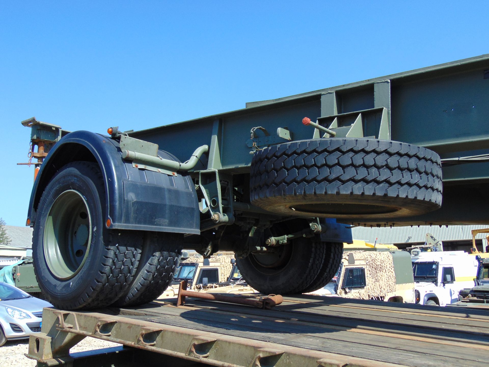 Ex Reserve King DB 2 Axle 15 Tonne Skeletal drops/skip/container Trailer complete with Twist Locks - Image 5 of 7