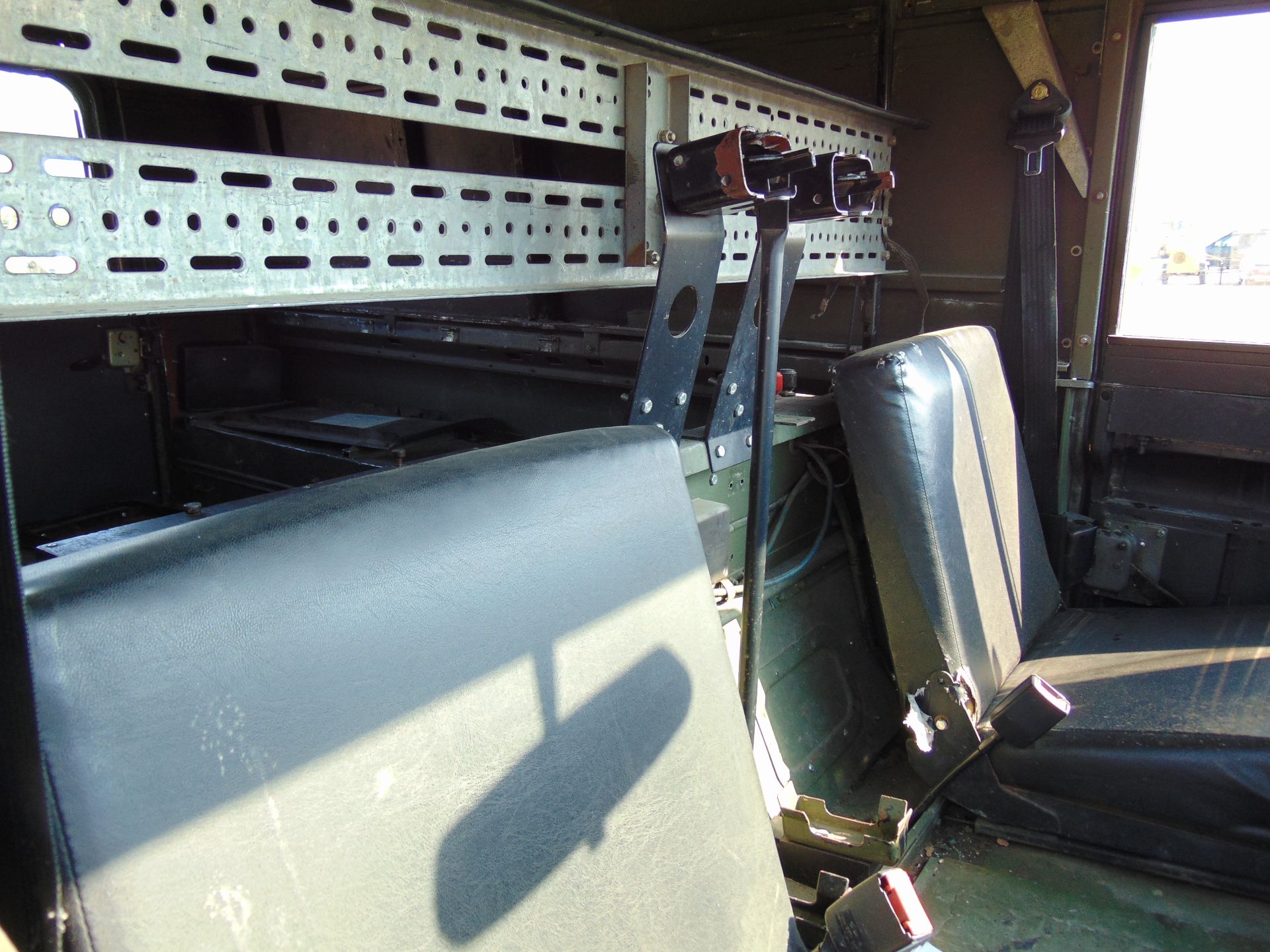 Land Rover Defender 110 Hard Top - Image 11 of 19