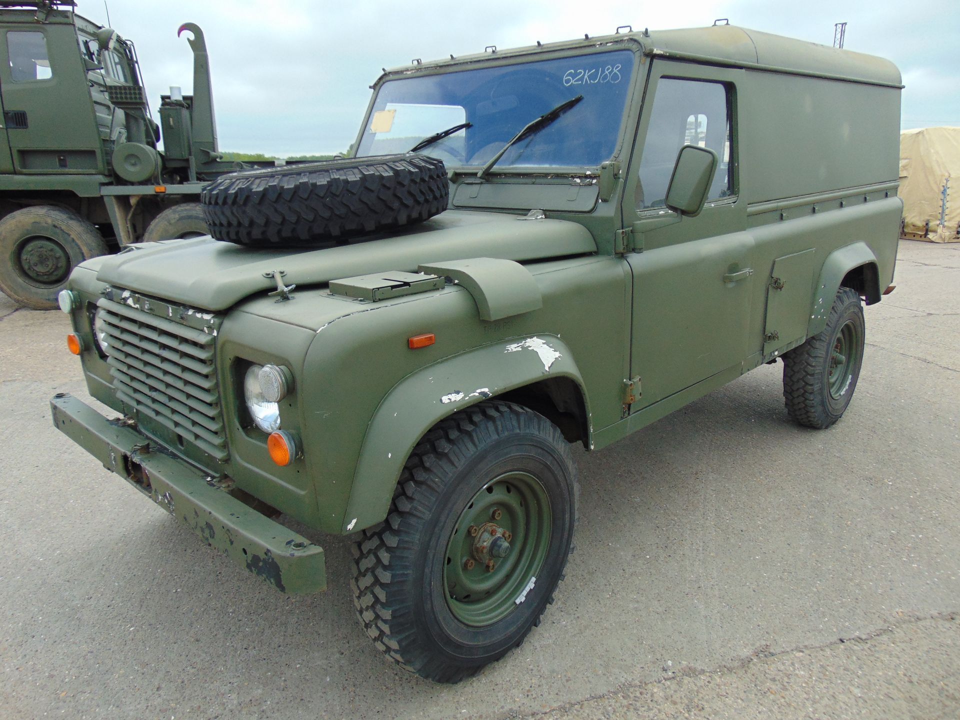 Land Rover Defender 110 Winterised Hard Top - Image 3 of 24