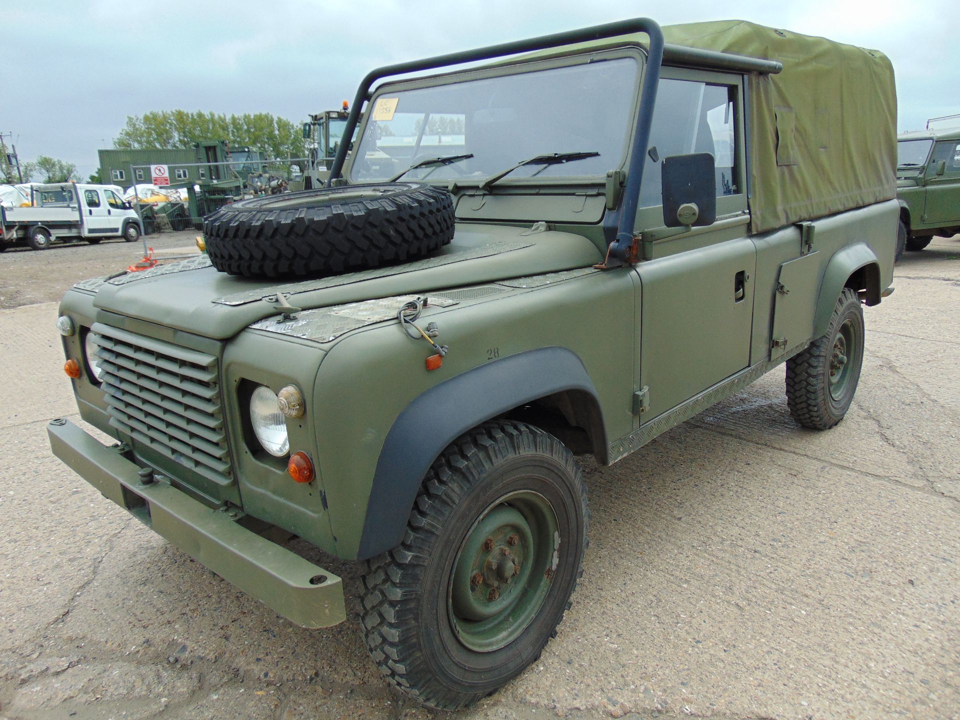Land Rover Defender TITHONUS 110 Soft Top R380 Gearbox - Image 3 of 19