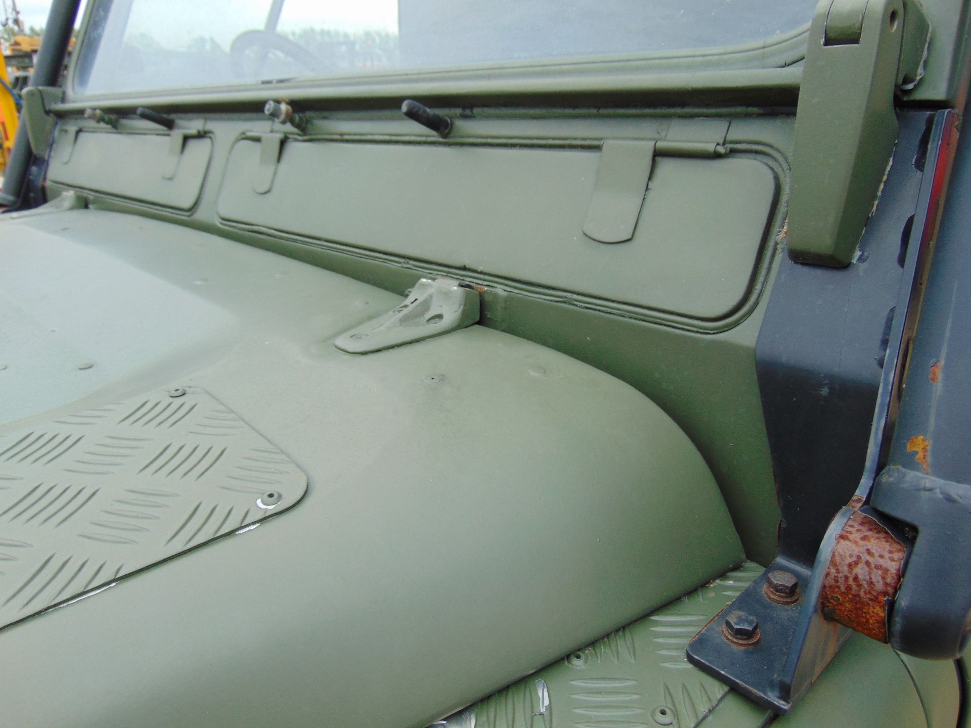 Land Rover Defender TITHONUS 110 Hard Top - Image 10 of 20