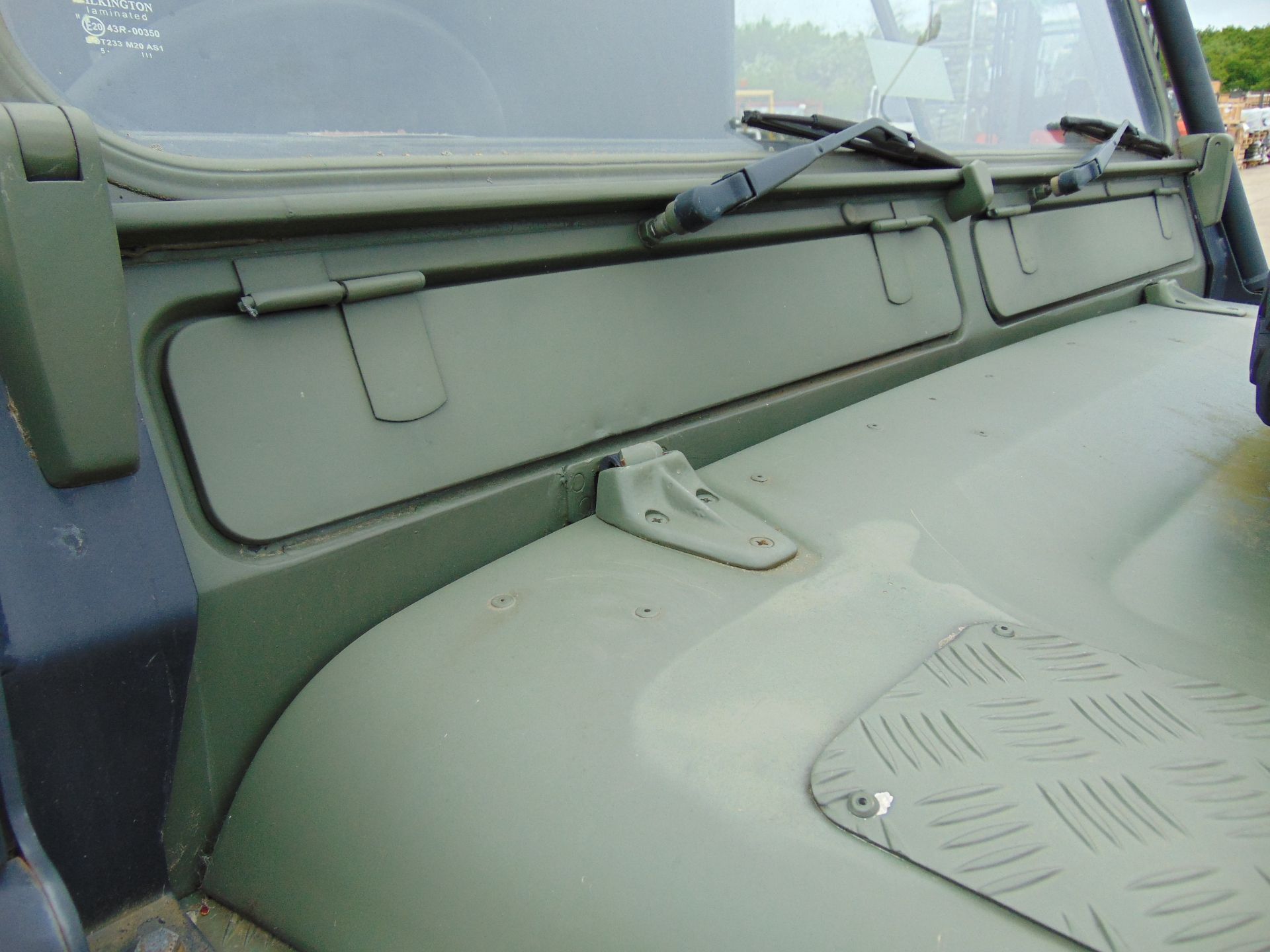 Land Rover Defender TITHONUS 110 Hard Top - Image 16 of 20