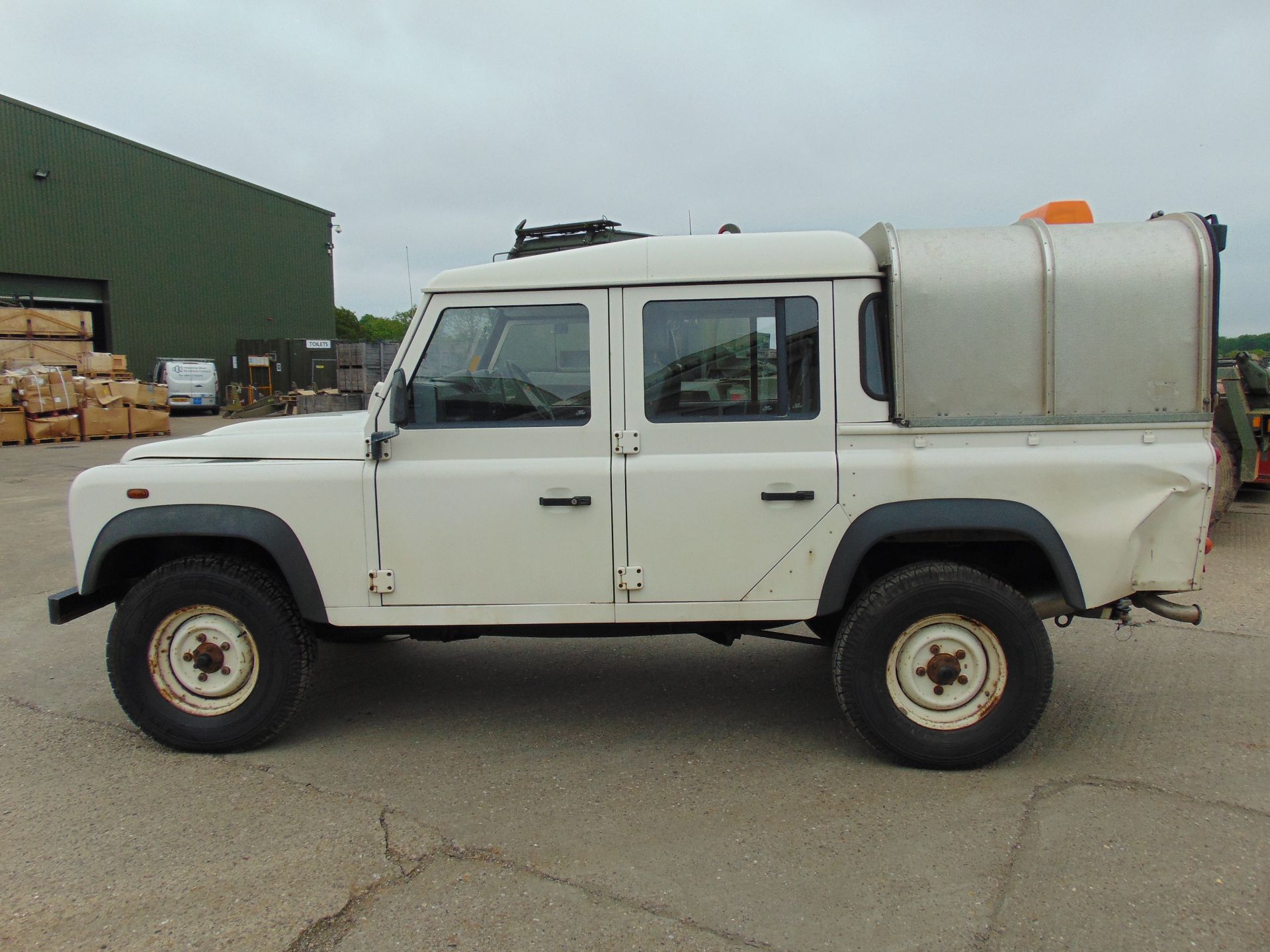 Land Rover Defender 110 Puma Double Cab Pick Up - Image 4 of 20