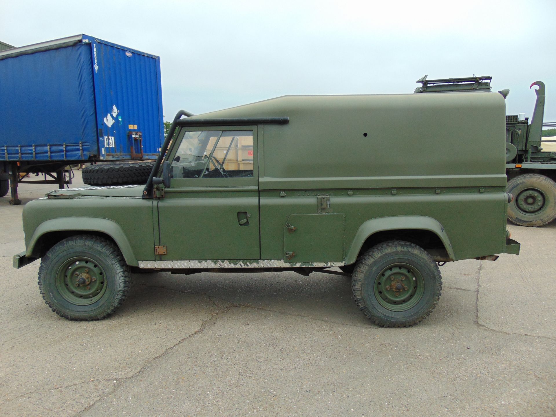 Land Rover Defender TITHONUS 110 Hard Top - Image 4 of 19