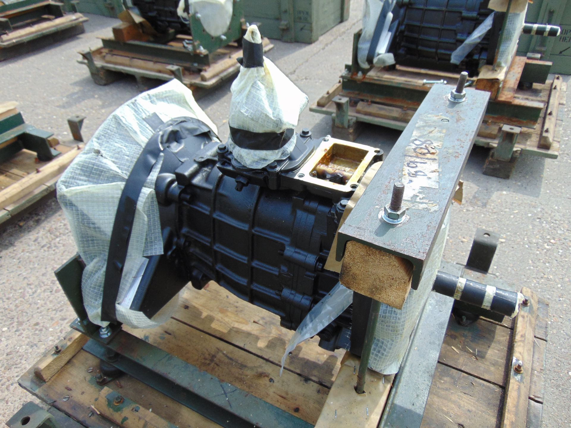 A1 Reconditioned Land Rover LT77 Gearbox - Image 3 of 4