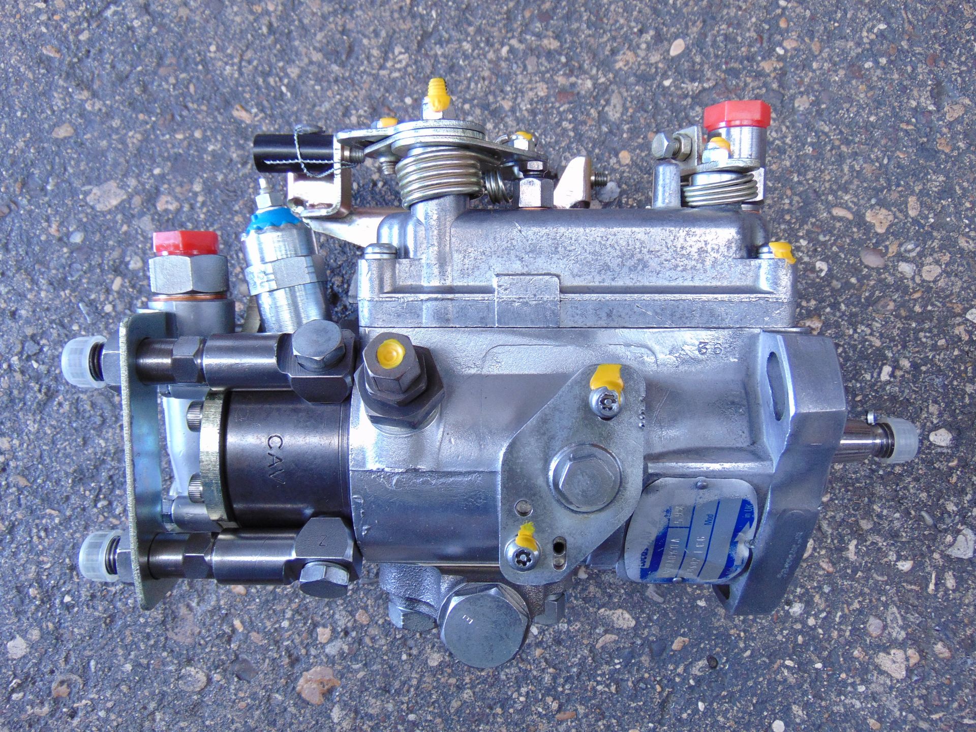 2 x Unissued Land Rover 2.5L Defender 90/110 2.5 NA Fuel Pumps P/No DPS 8520A060 - Image 2 of 6