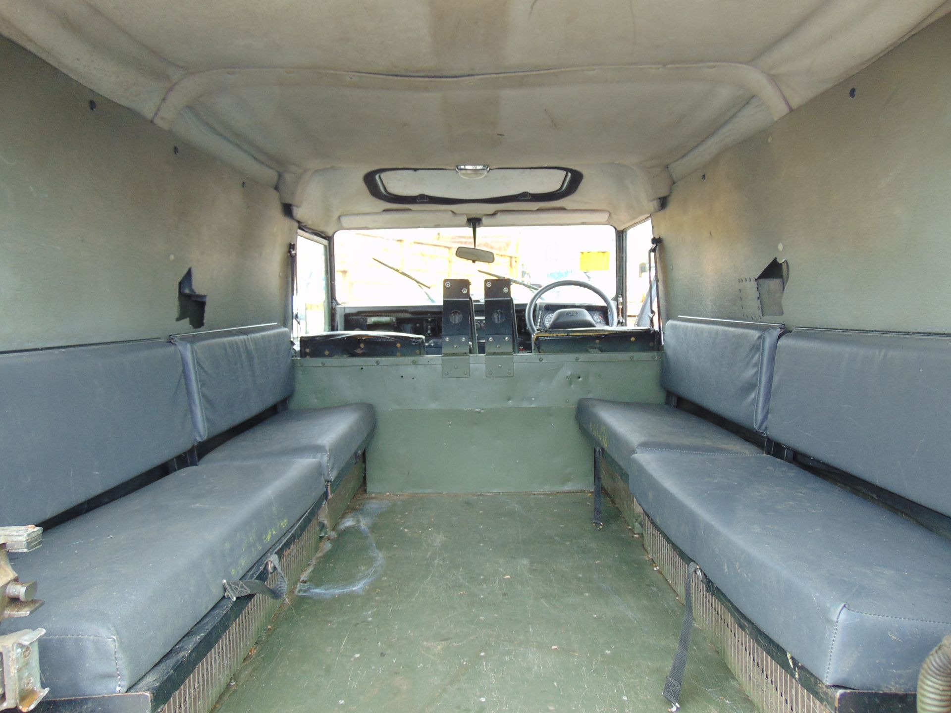 Land Rover Defender 110 Winterised Hard Top - Image 19 of 24