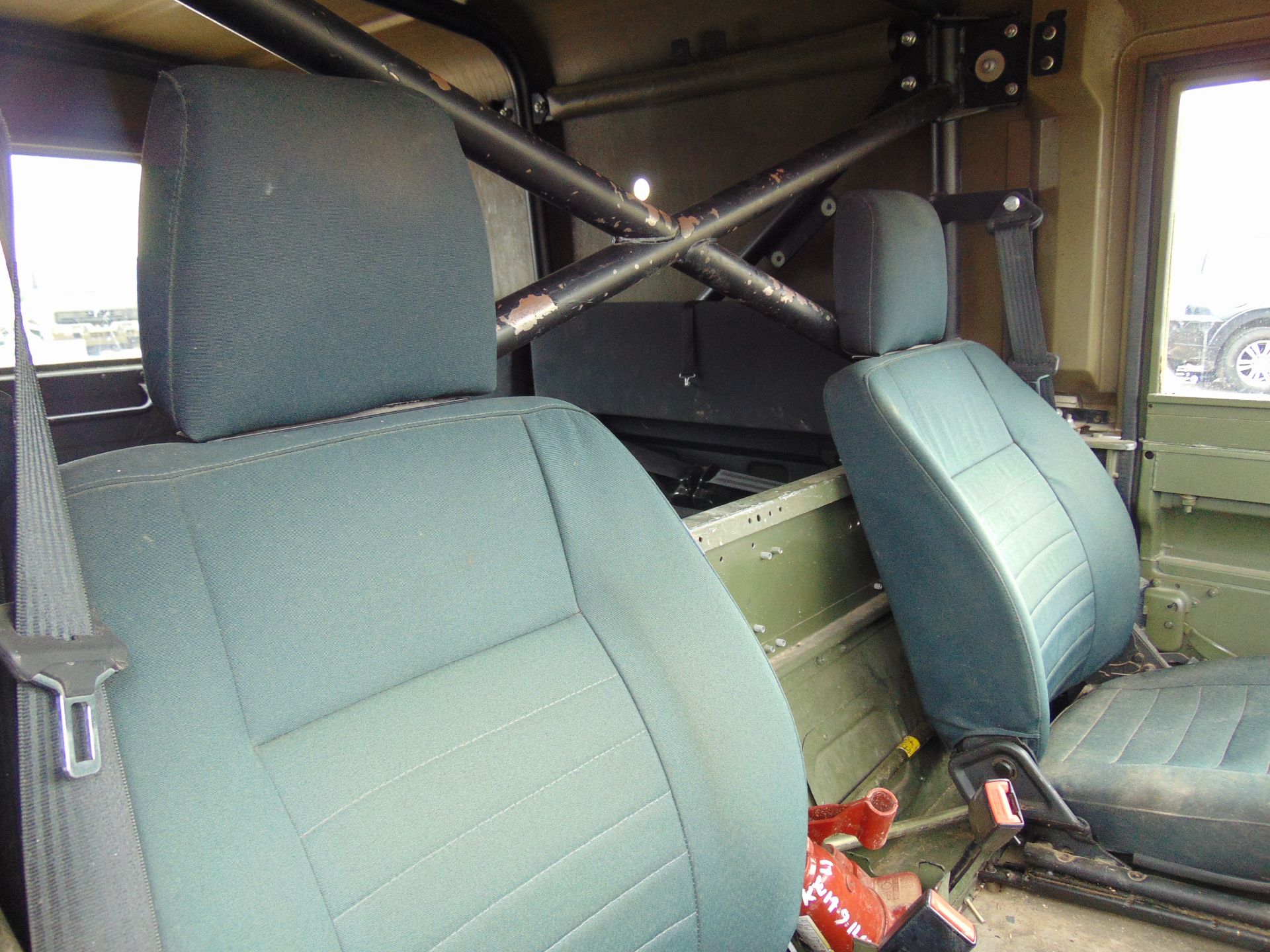 Land Rover Defender TITHONUS 110 Hard Top - Image 12 of 20