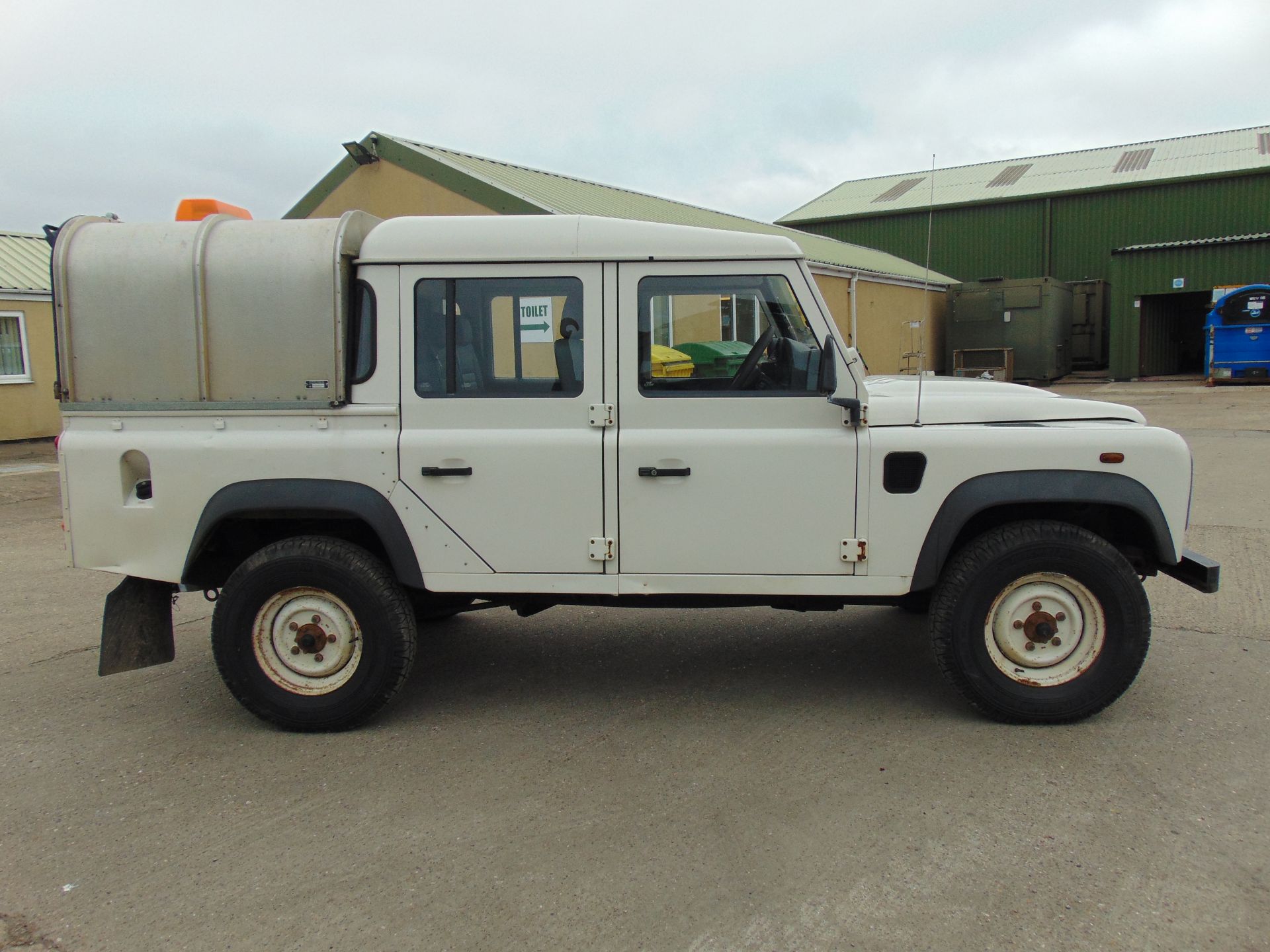 Land Rover Defender 110 Puma Double Cab Pick Up - Image 5 of 20