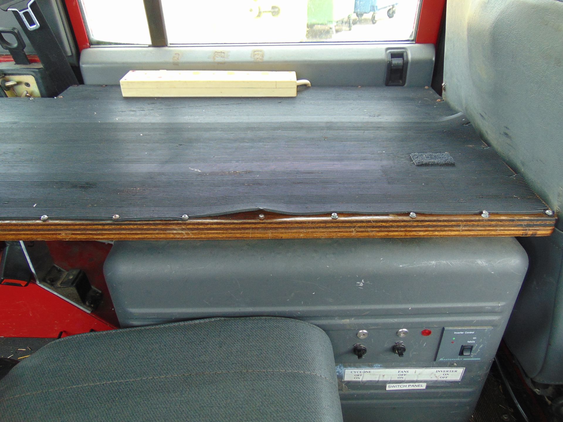 Land Rover 110 TD5 Station Wagon - Image 18 of 24