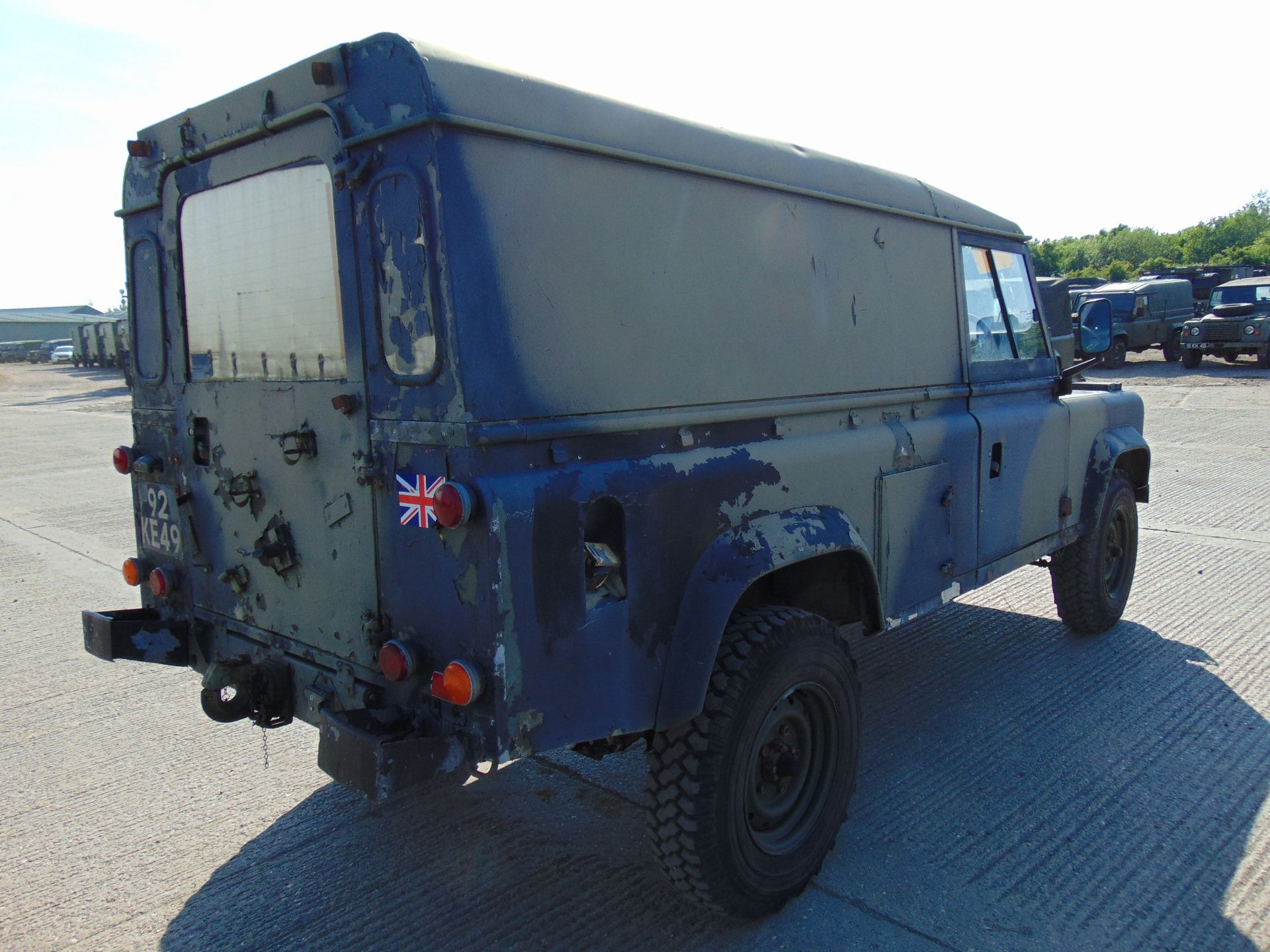 Land Rover Defender 110 Hard Top - Image 8 of 19