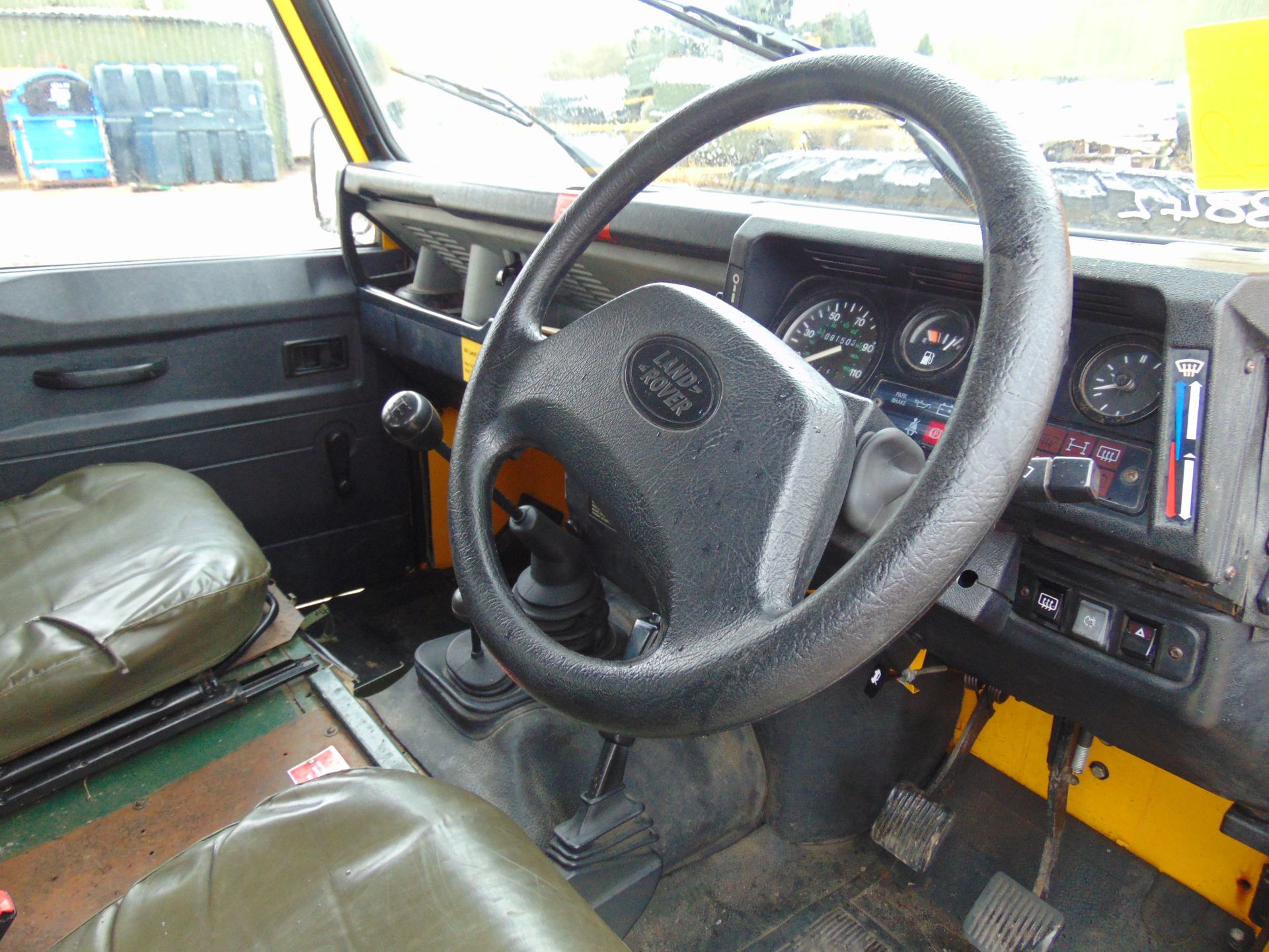 Land Rover Defender 110 Hard Top 300TDi - Image 10 of 19