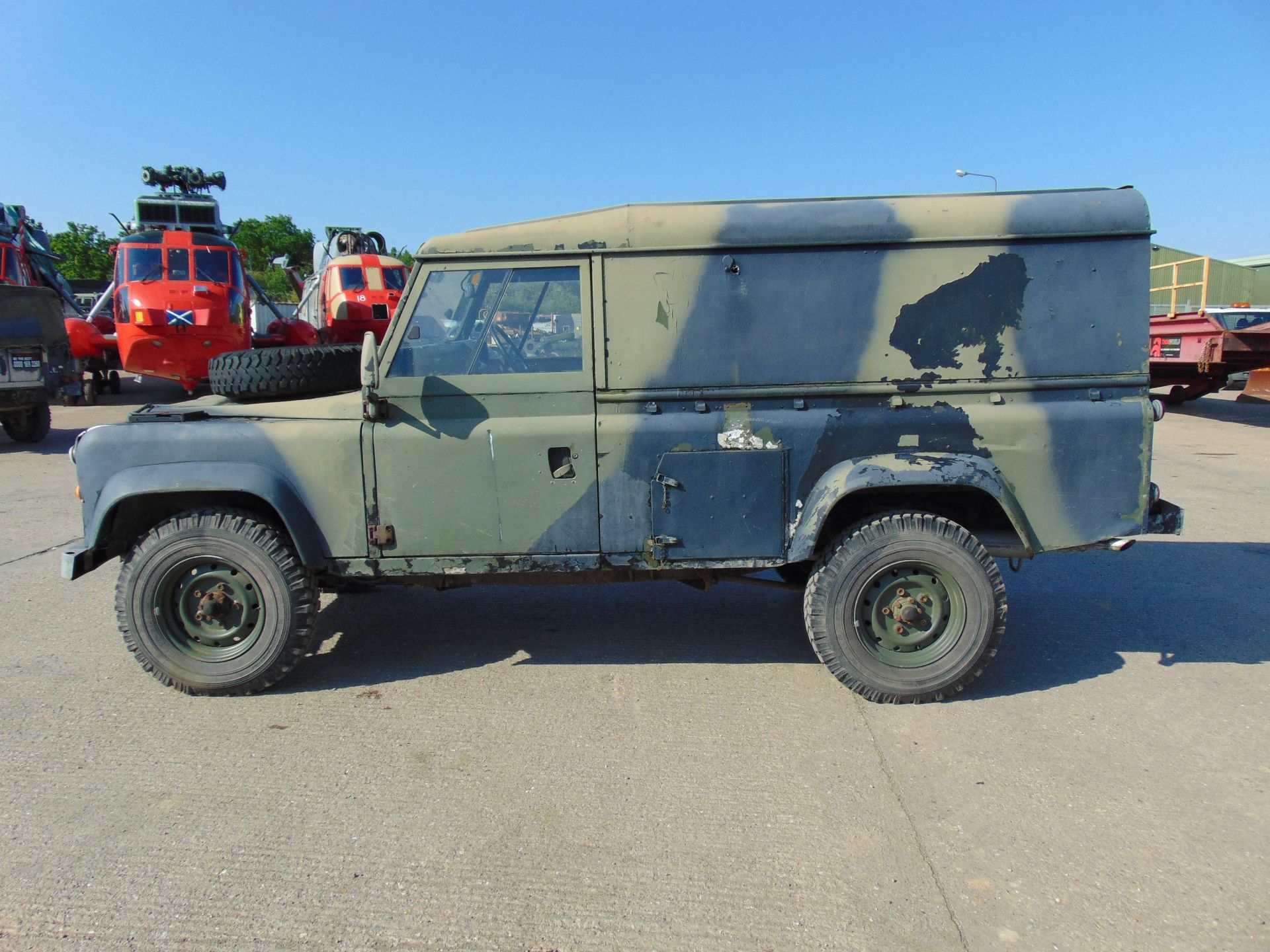 Land Rover Defender 110 Hard Top - Image 4 of 19