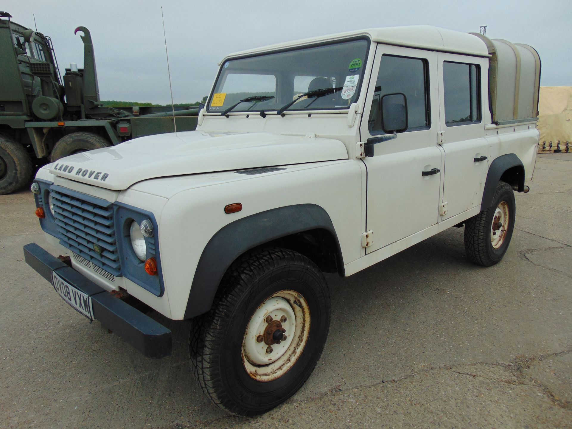 Land Rover Defender 110 Puma Double Cab Pick Up - Image 3 of 20