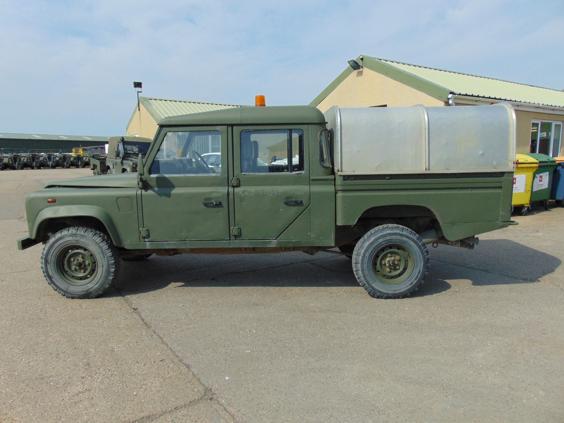 Land Rover Defender 130 TD5 Double Cab Pick Up - Image 4 of 19