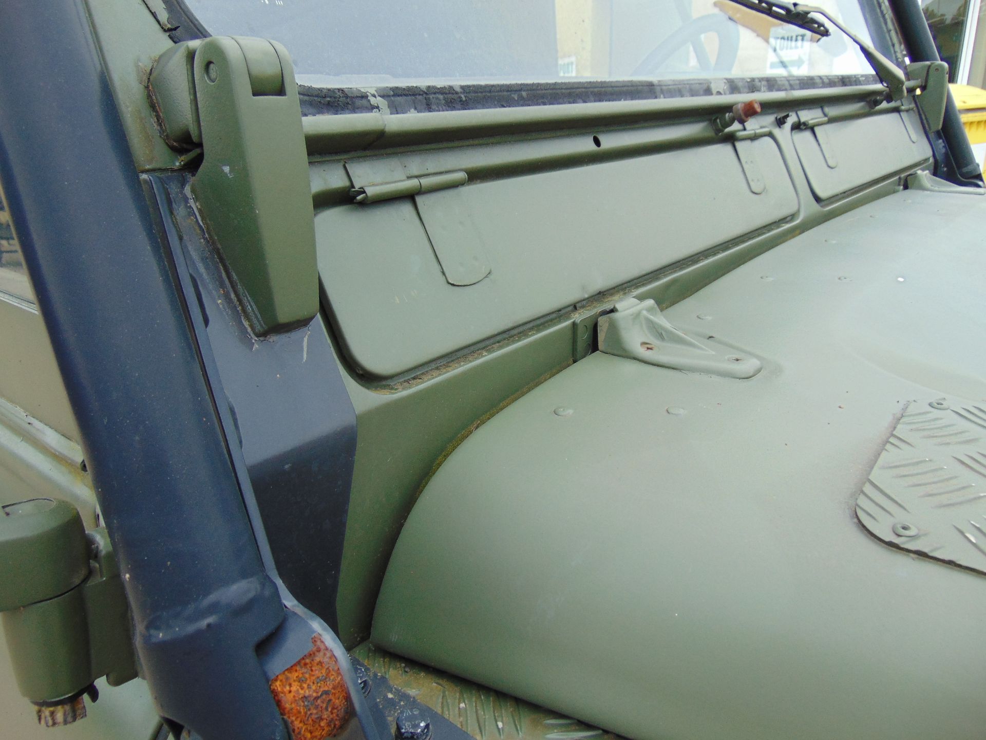 Left Hand Drive Land Rover TITHONUS 110 Hard Top - Image 17 of 20