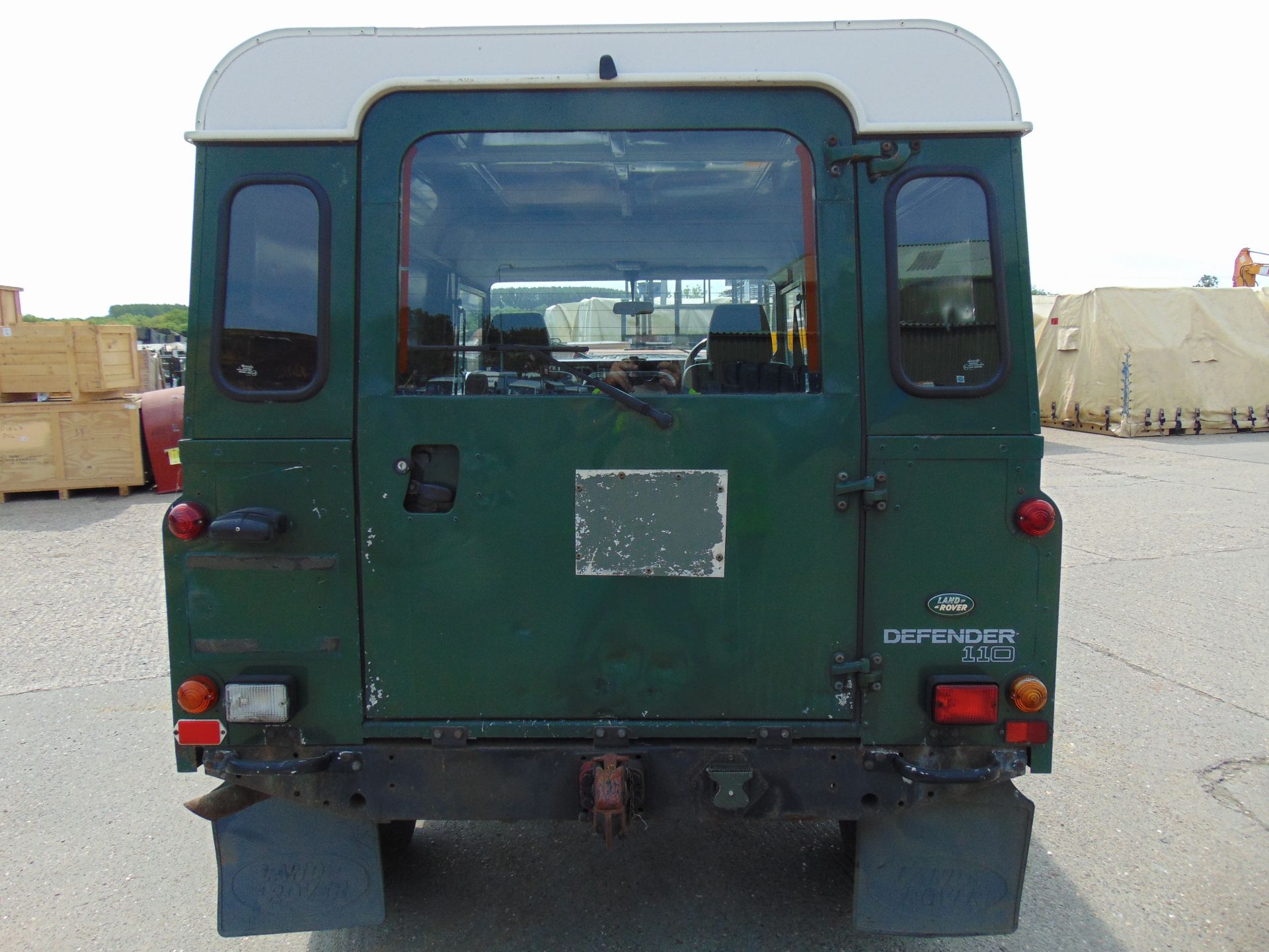 Land Rover Defender 110 300TDi - Image 7 of 19