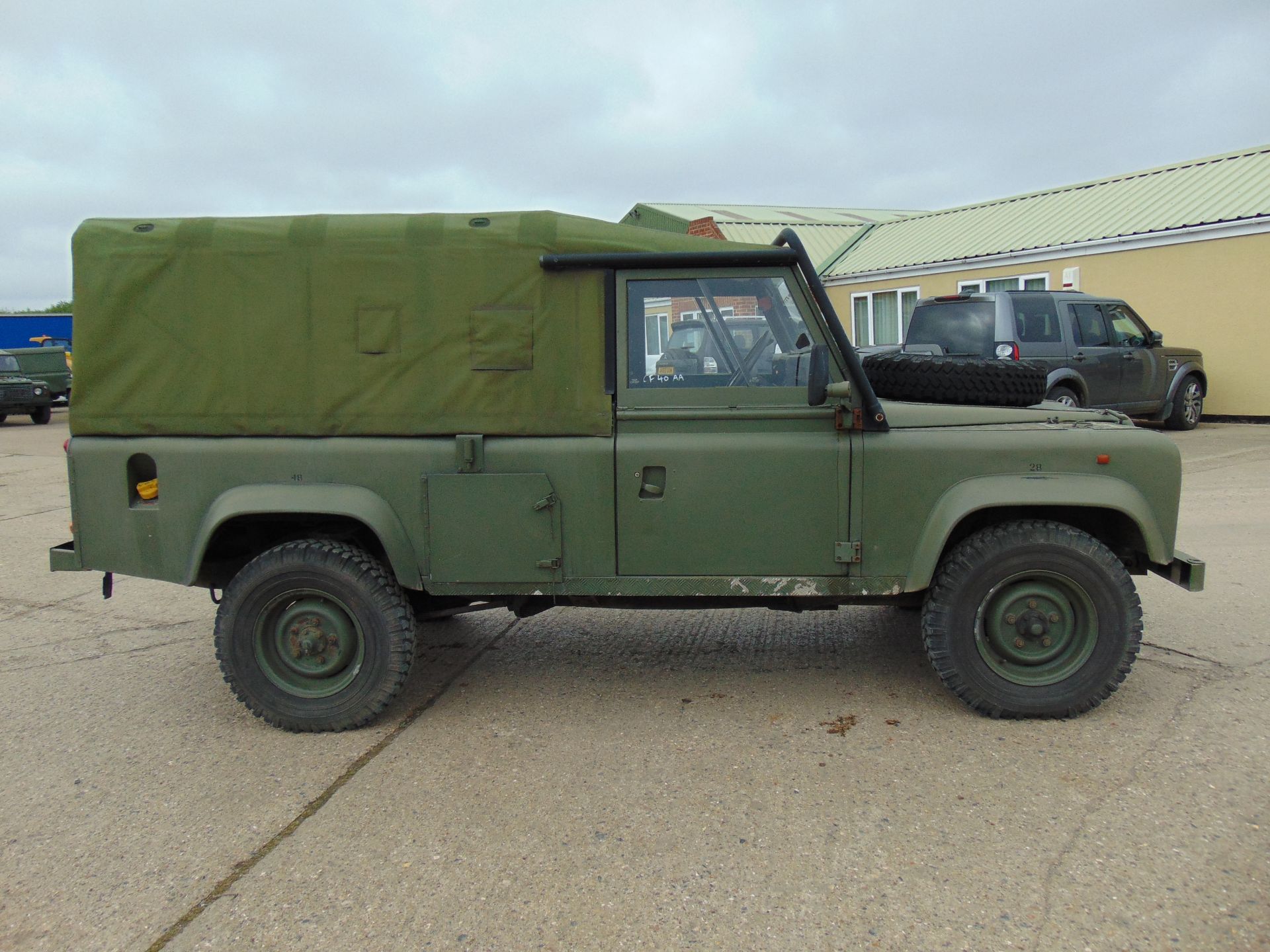 Land Rover Defender TITHONUS 110 Soft Top R380 Gearbox - Image 5 of 19