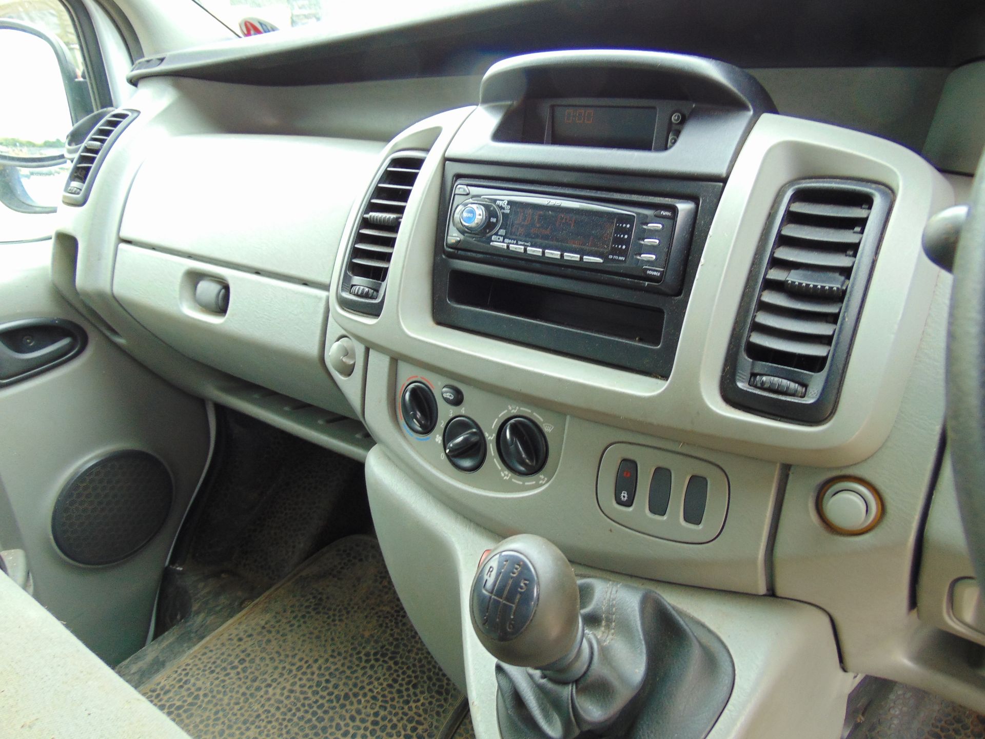 Vauxhall Vivaro 1.9 CDTi Panel Van - Image 13 of 16