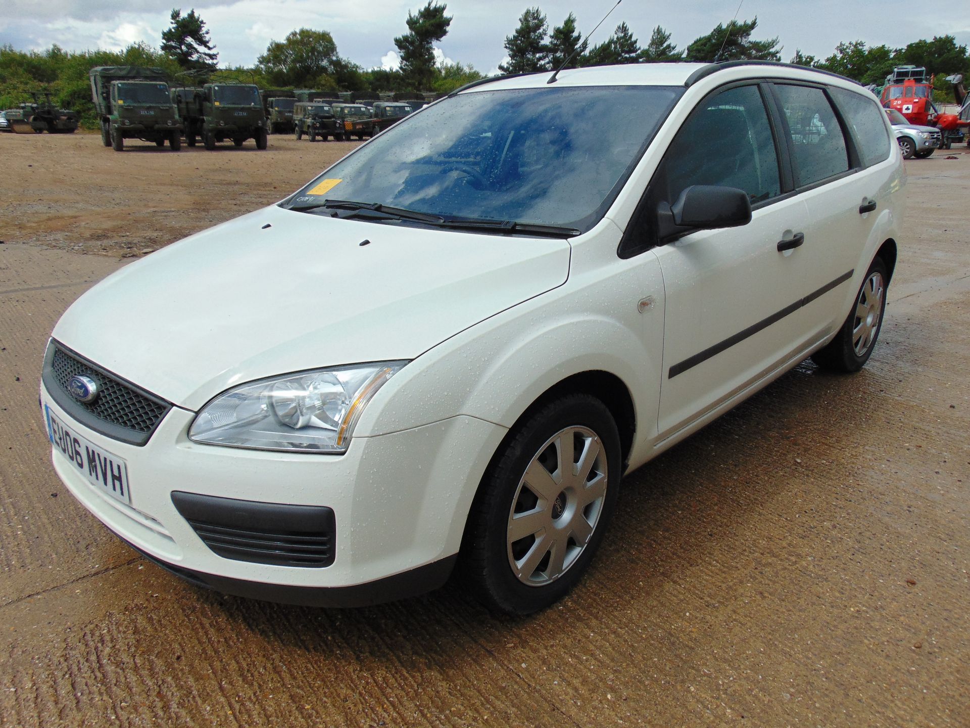 Ford Focus LX 1.6l TDi Estate - Image 3 of 18