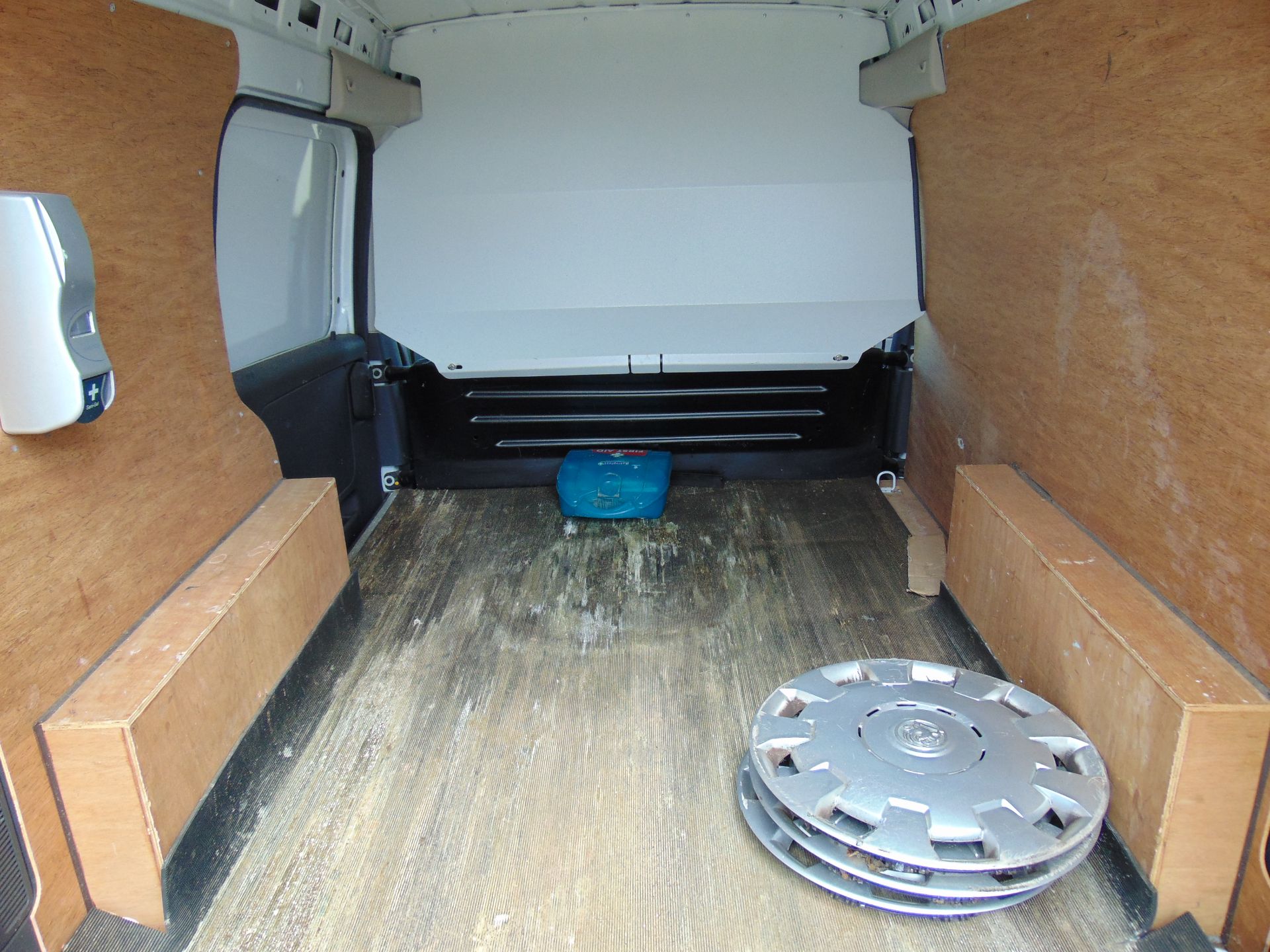 Vauxhall Combo 1.7 CDTi Panel Van - Image 11 of 17