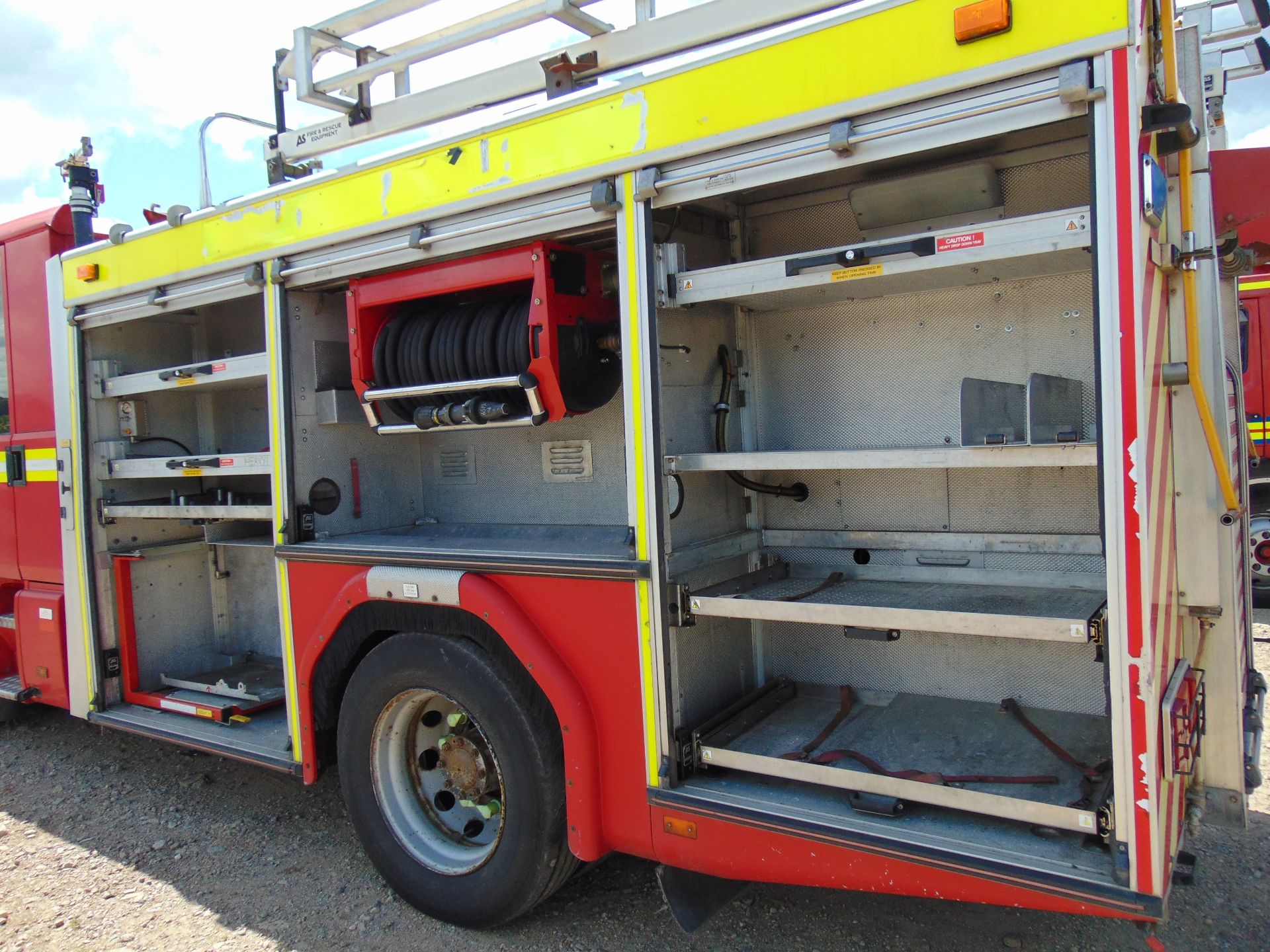 Dennis Sabre Fire Engine - Image 8 of 18