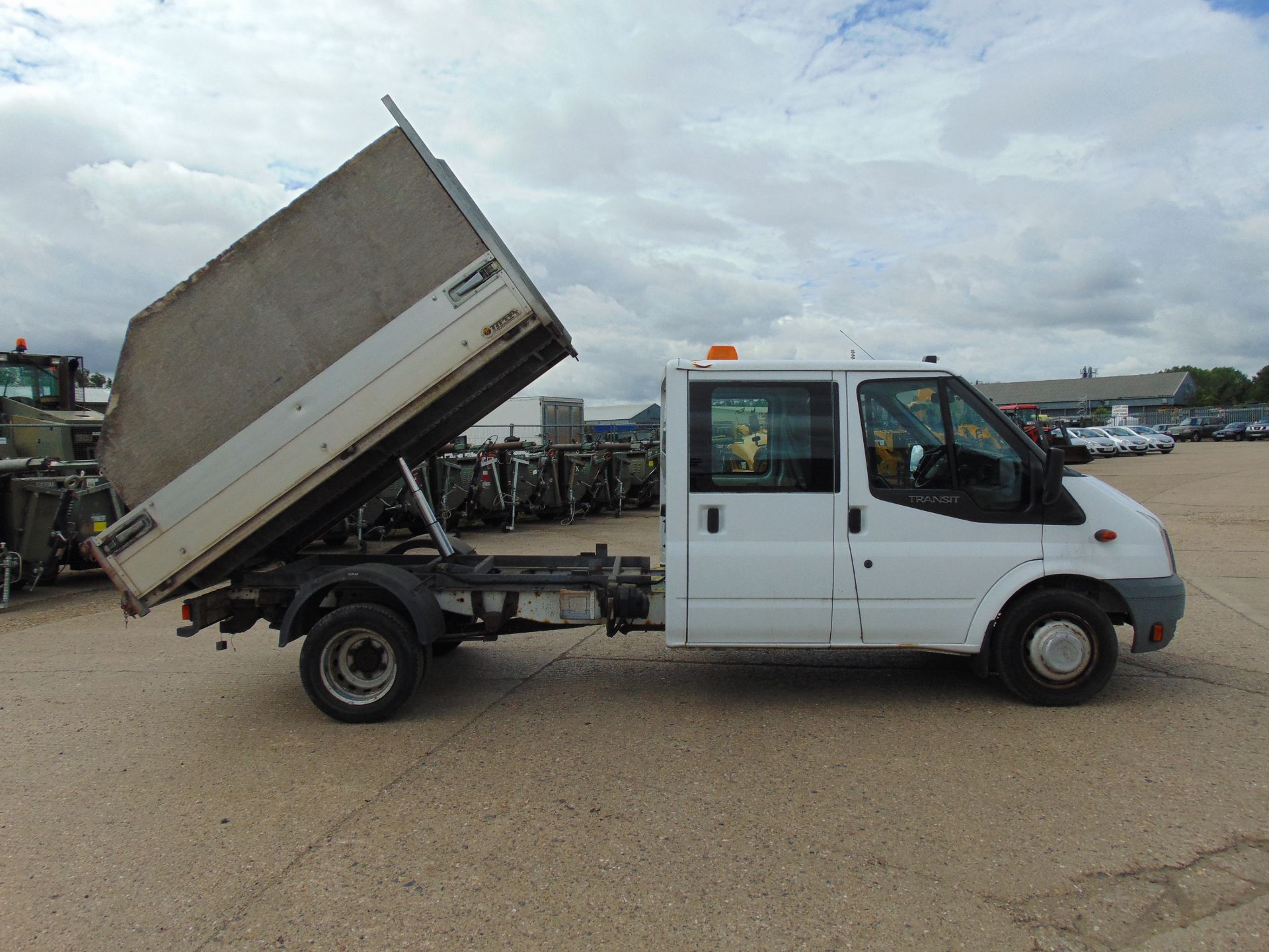 Ford Transit 115 T350 Crew Cab Flat Bed Tipper - Image 7 of 15