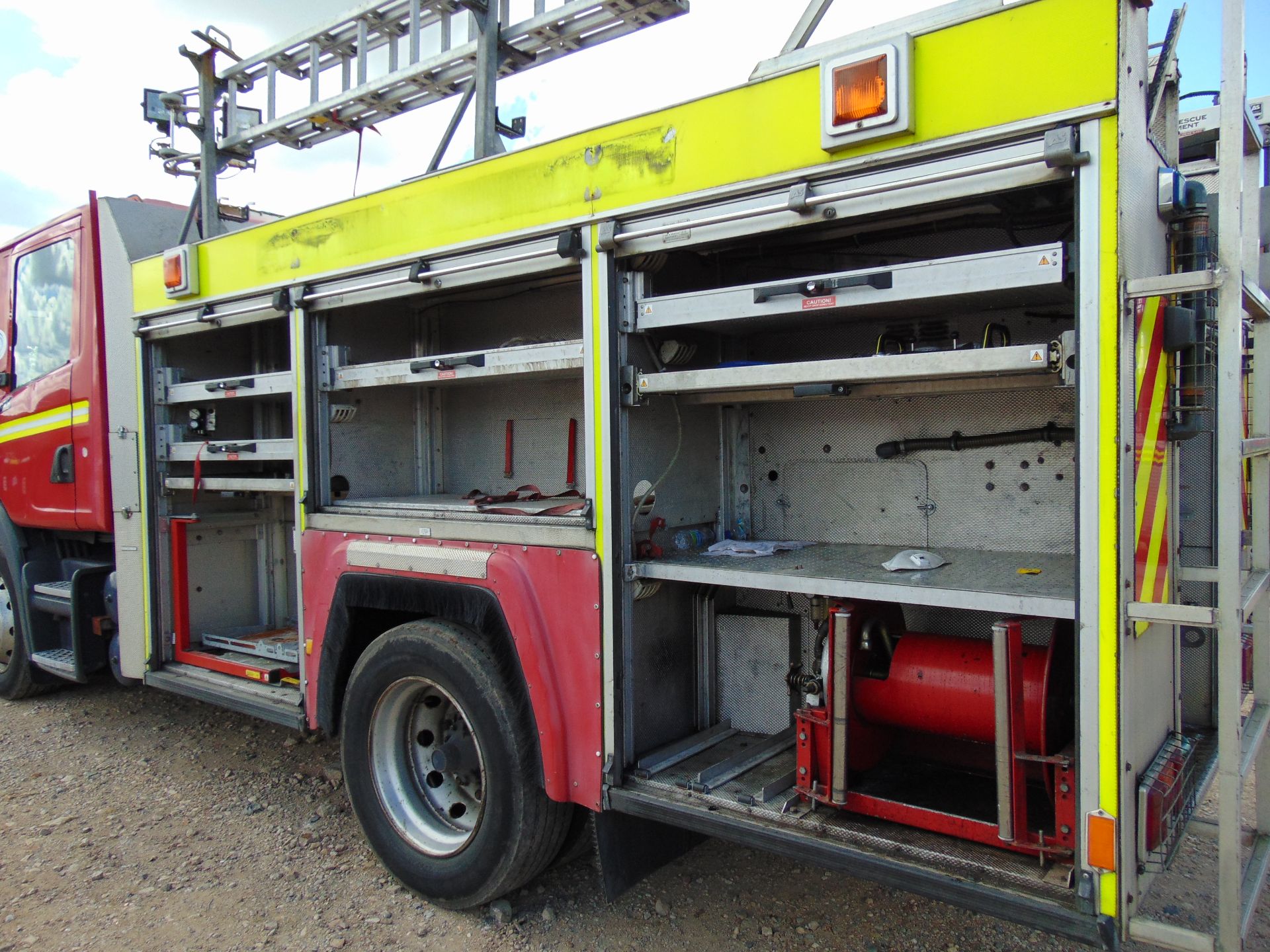 Scania 94D 260 Excalibur Fire Engine - Image 9 of 18
