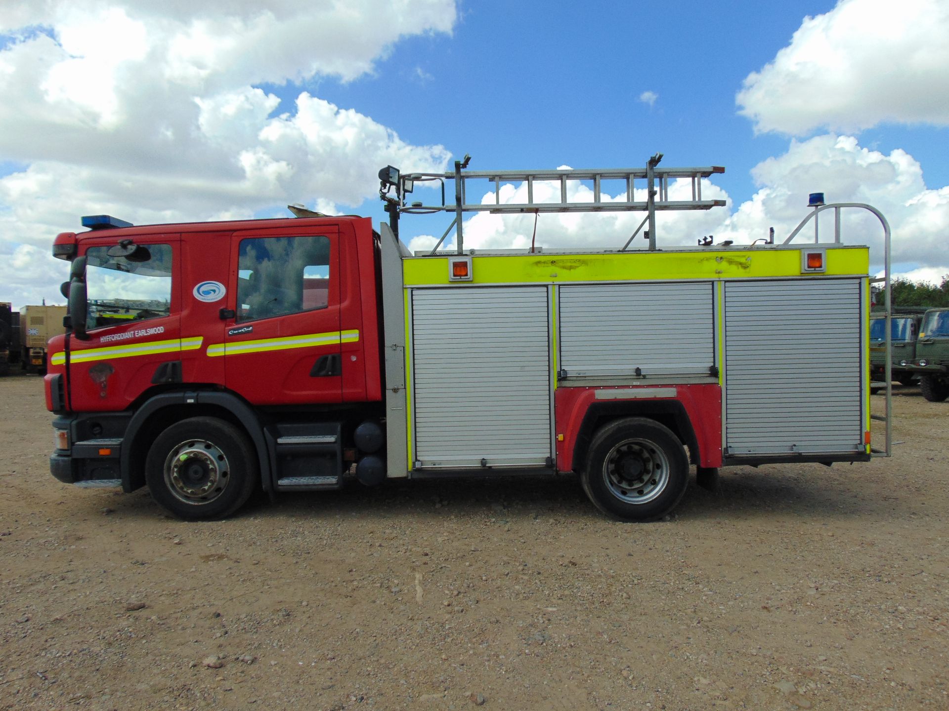 Scania 94D 260 Excalibur Fire Engine - Image 4 of 18