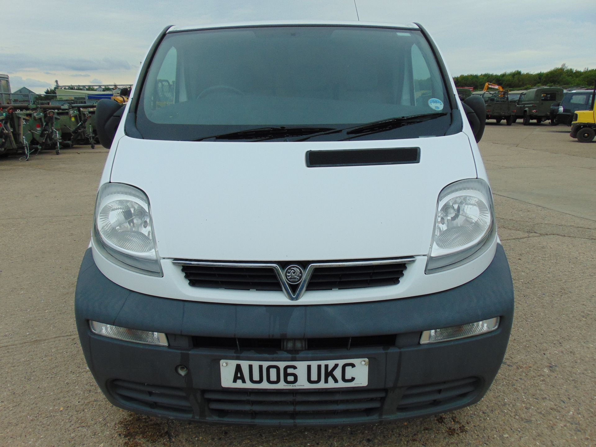 Vauxhall Vivaro 1.9 CDTi Panel Van - Image 2 of 16