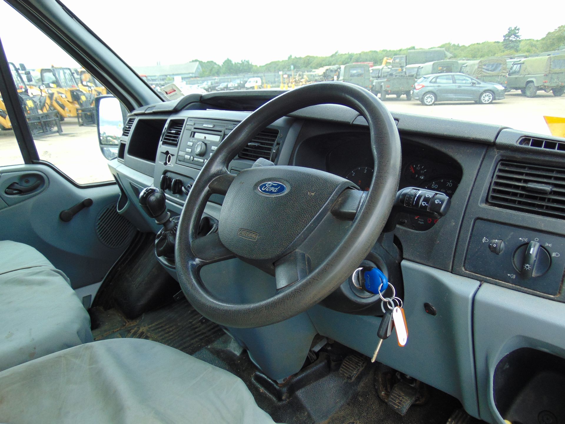 Ford Transit 115 T350 Crew Cab Flat Bed Tipper - Image 13 of 15