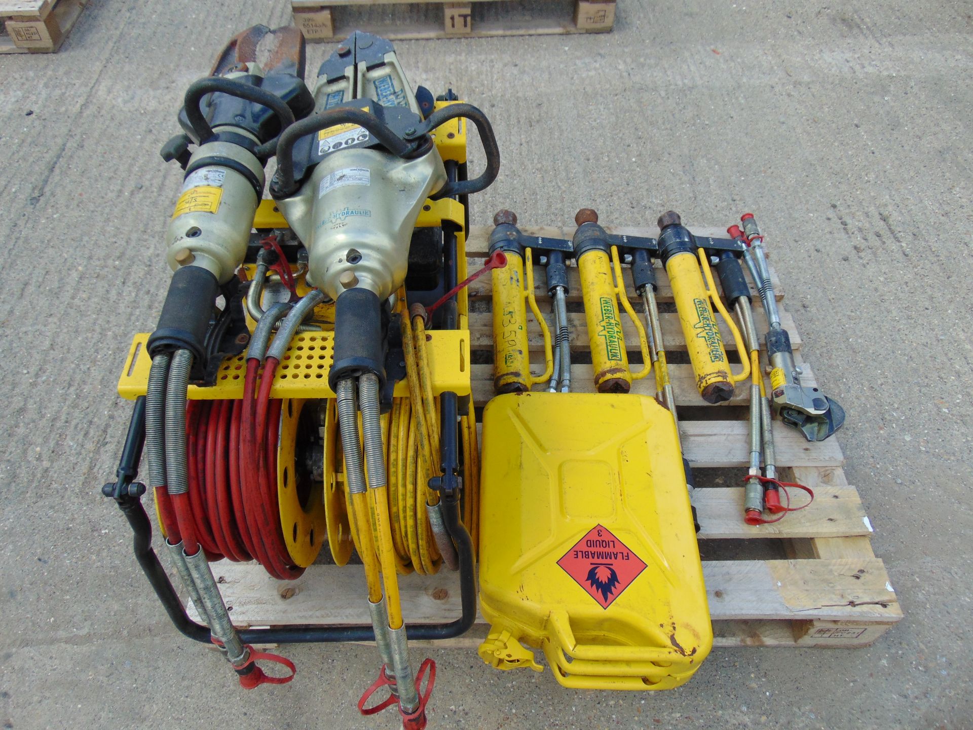Weber Hydraulic Jaws Of Life Rescue set - Image 3 of 10