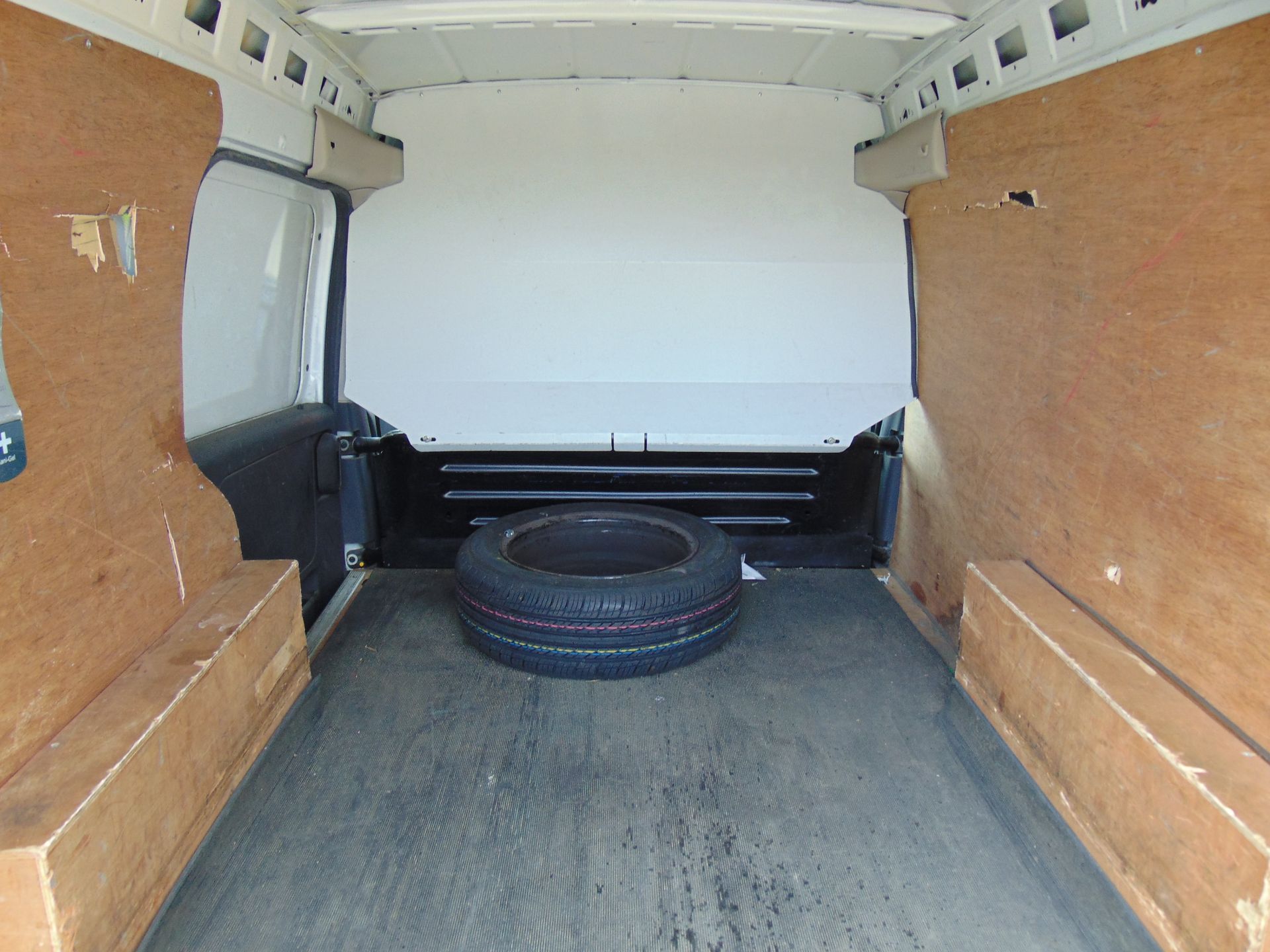 Vauxhall Combo 1.7 CDTi Panel Van - Image 11 of 16