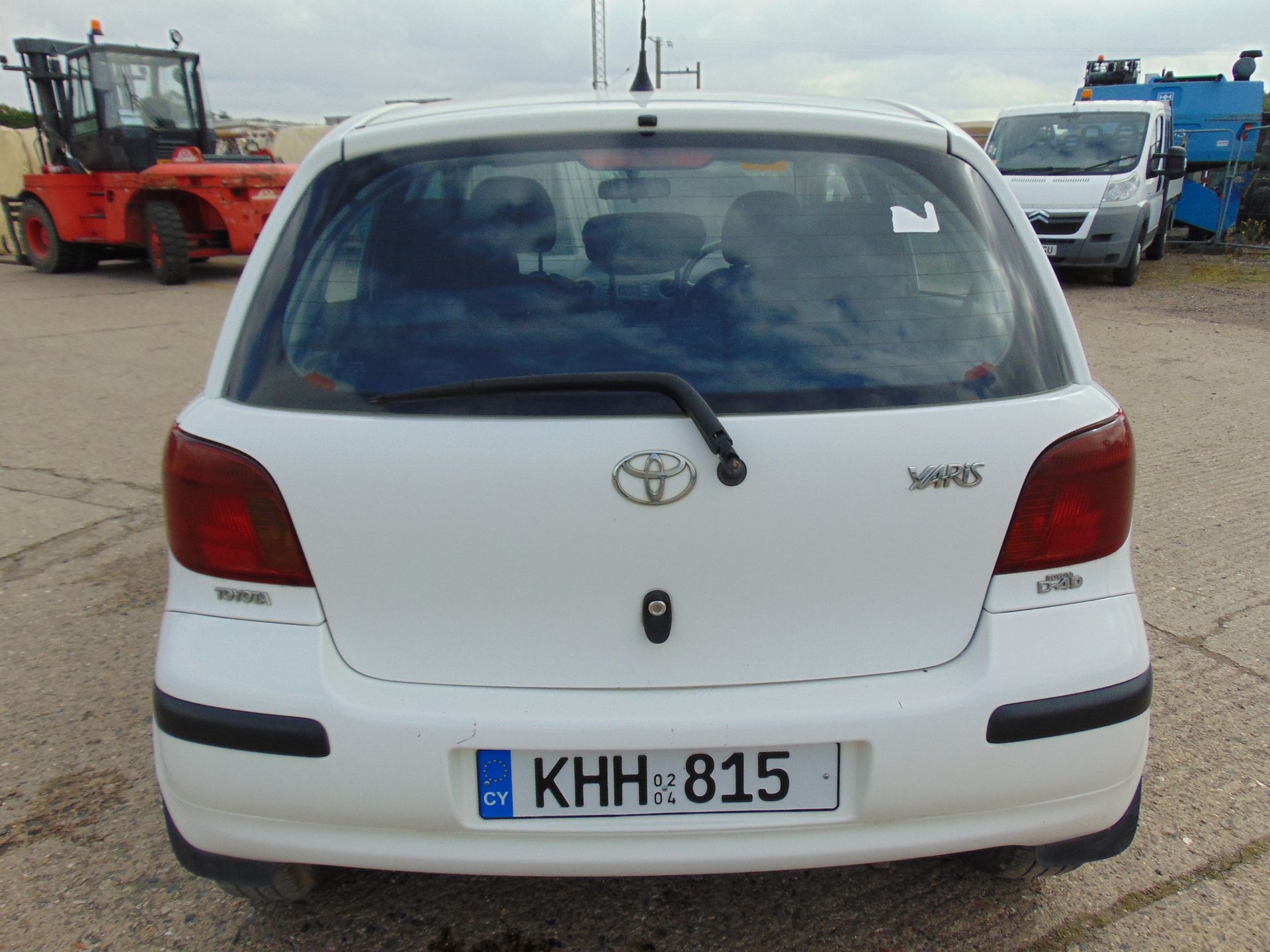 Toyota Yaris 1.4 D4D - Image 7 of 14