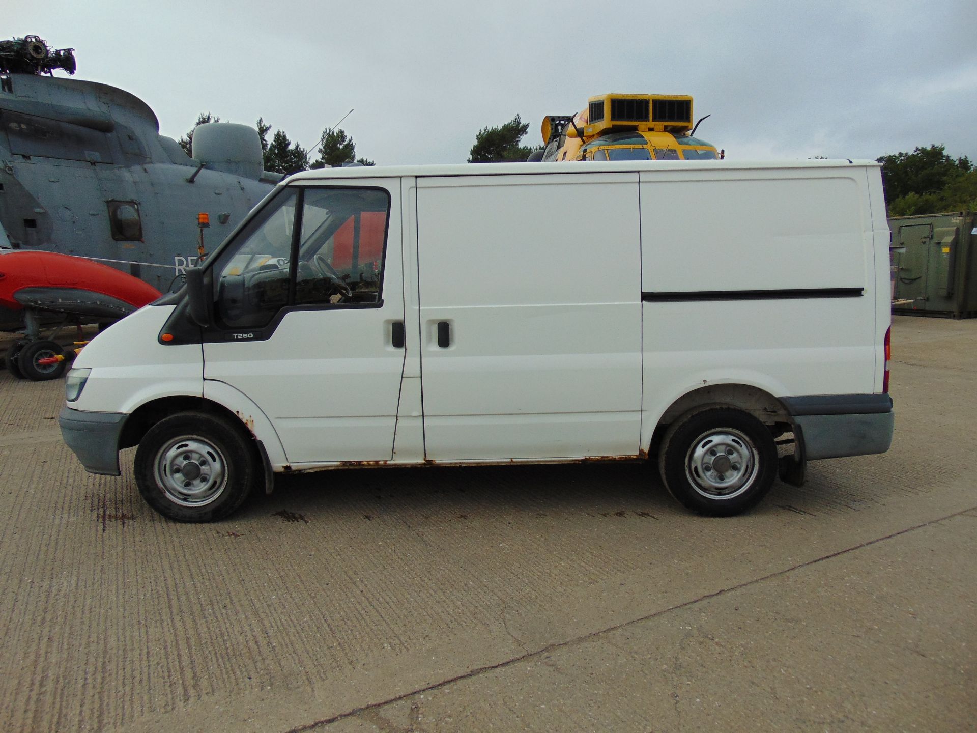 Ford Transit 85 T260 SWB Panel Van - Image 4 of 24