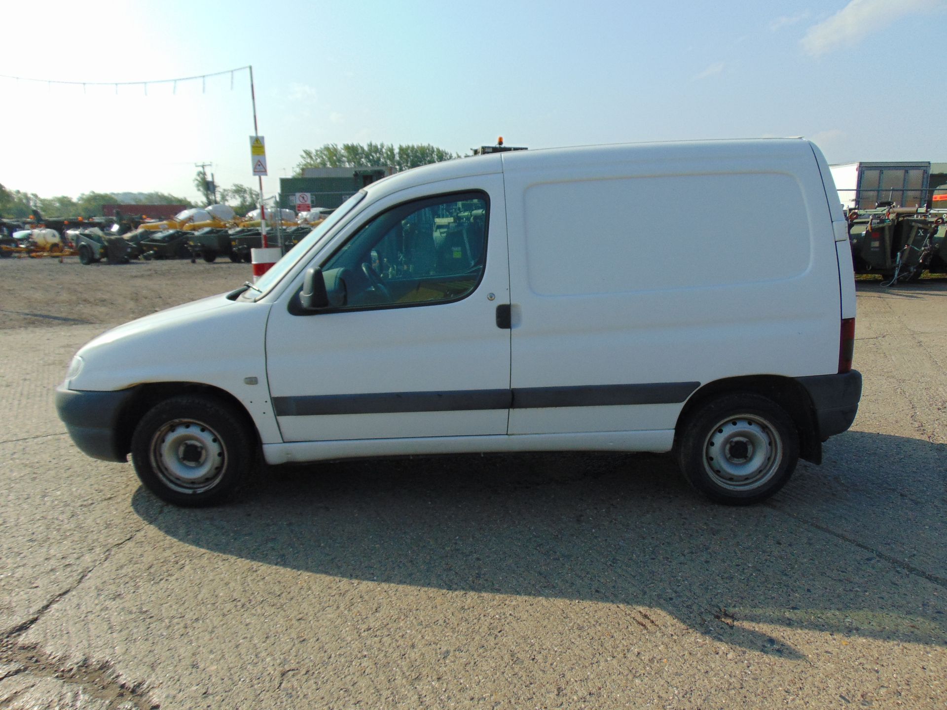 Peugeot Partner Van - Image 4 of 14