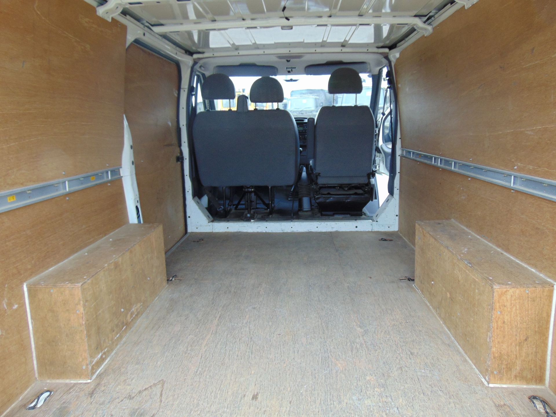 Ford Transit T260 Panel Van - Image 15 of 22